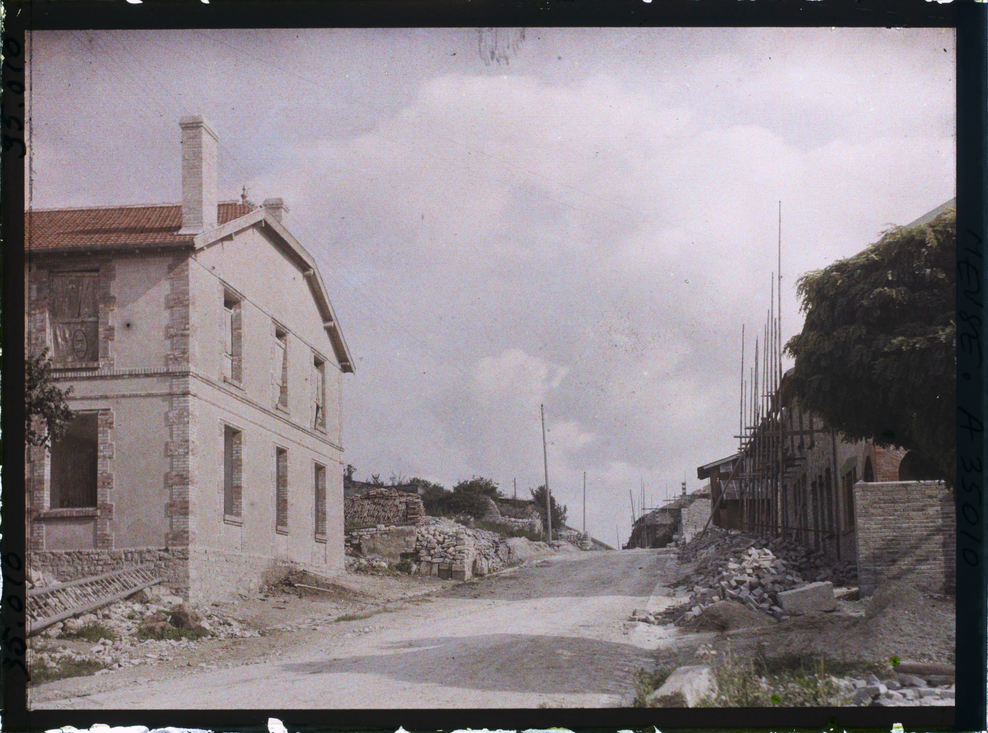 Image représentant France, Aubreville (Meuse), Reconstructions route de Clermont