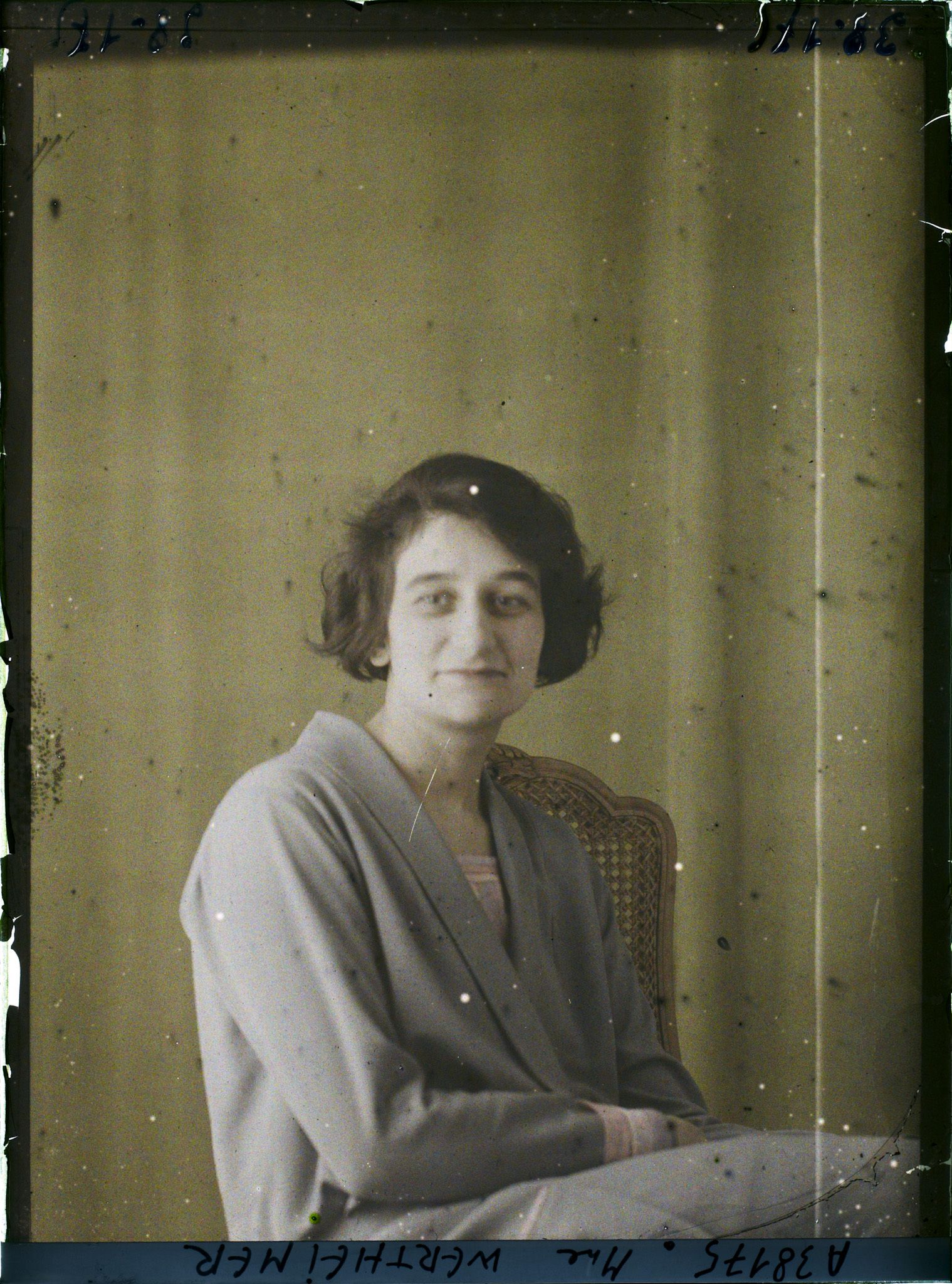 Image représentant Madame  https://musee-albert-kahn.s-museum.fr/home/NWQ2OTAwYzNmYjZlZTk1ZWQwODJmMjY4L2dlbmVyaWMtbm90aWNlLXRhYi9hdXRob3JpdHkvNjE3YTc5ZjVjZjhiODk2OGIzMzM3ZDIx/5d6900c3fb6ee95ed082f268/generic-notice-tab/authority/617a79ebcf8b8968b3336fdd Germaine Wertheimer