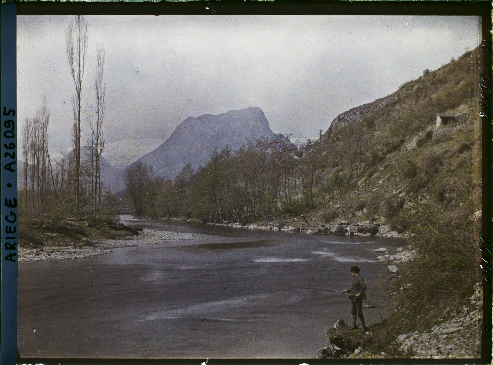Image représentant La vallée de l'Ariège ; au fond, le Soudour