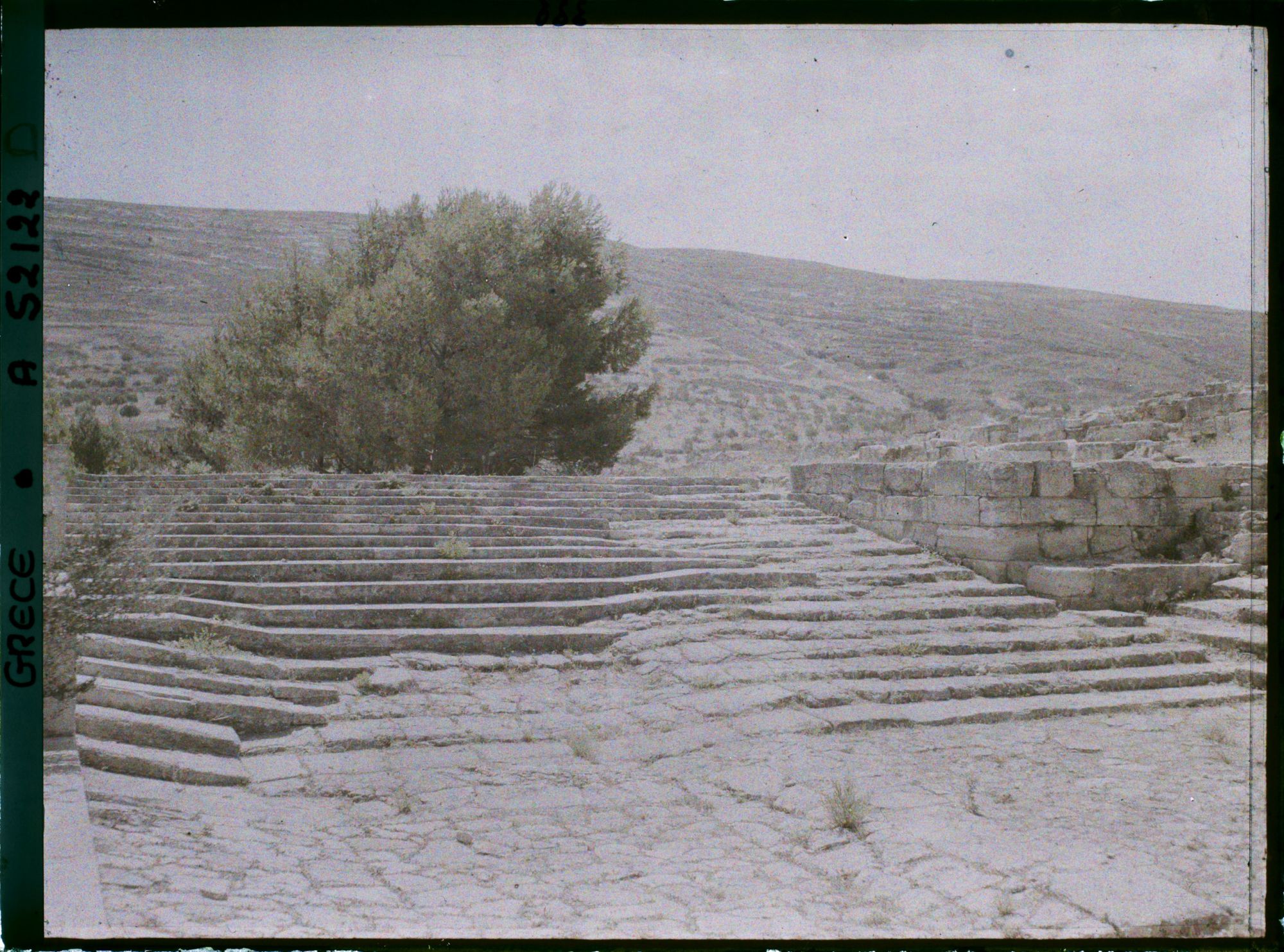 Image représentant Le théâtre dans l'aile nord-ouest du palais