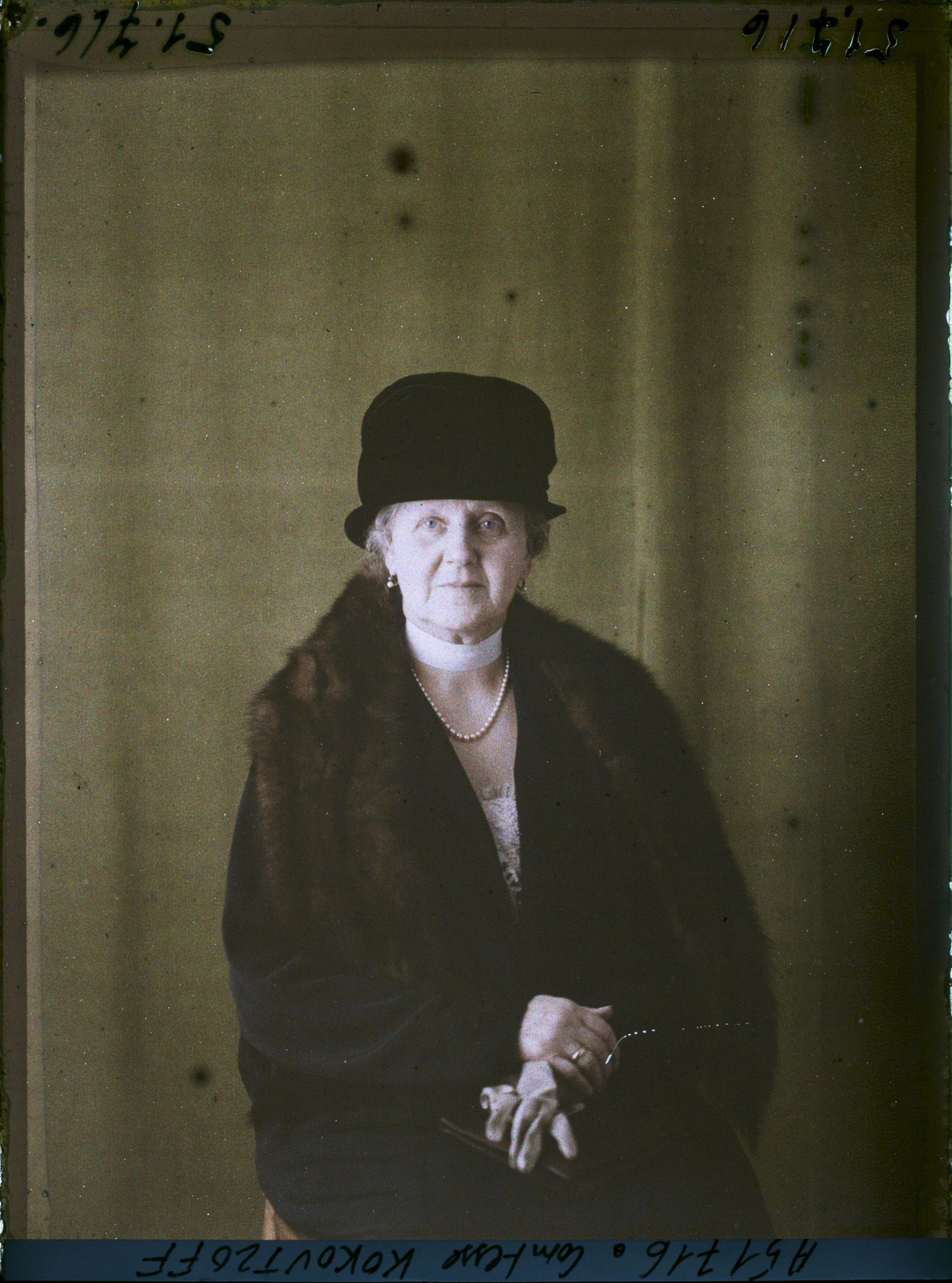 Image représentant La  https://musee-albert-kahn.s-museum.fr/home/NWQ2OTAwYzNmYjZlZTk1ZWQwODJmMjY4L2dlbmVyaWMtbm90aWNlLXRhYi9hdXRob3JpdHkvNjE3YTc5ZjVjZjhiODk2OGIzMzM3ZDIx/5d6900c3fb6ee95ed082f268/generic-notice-tab/authority/617a79ebcf8b8968b3337088 comtesse Olga Kokovtzov