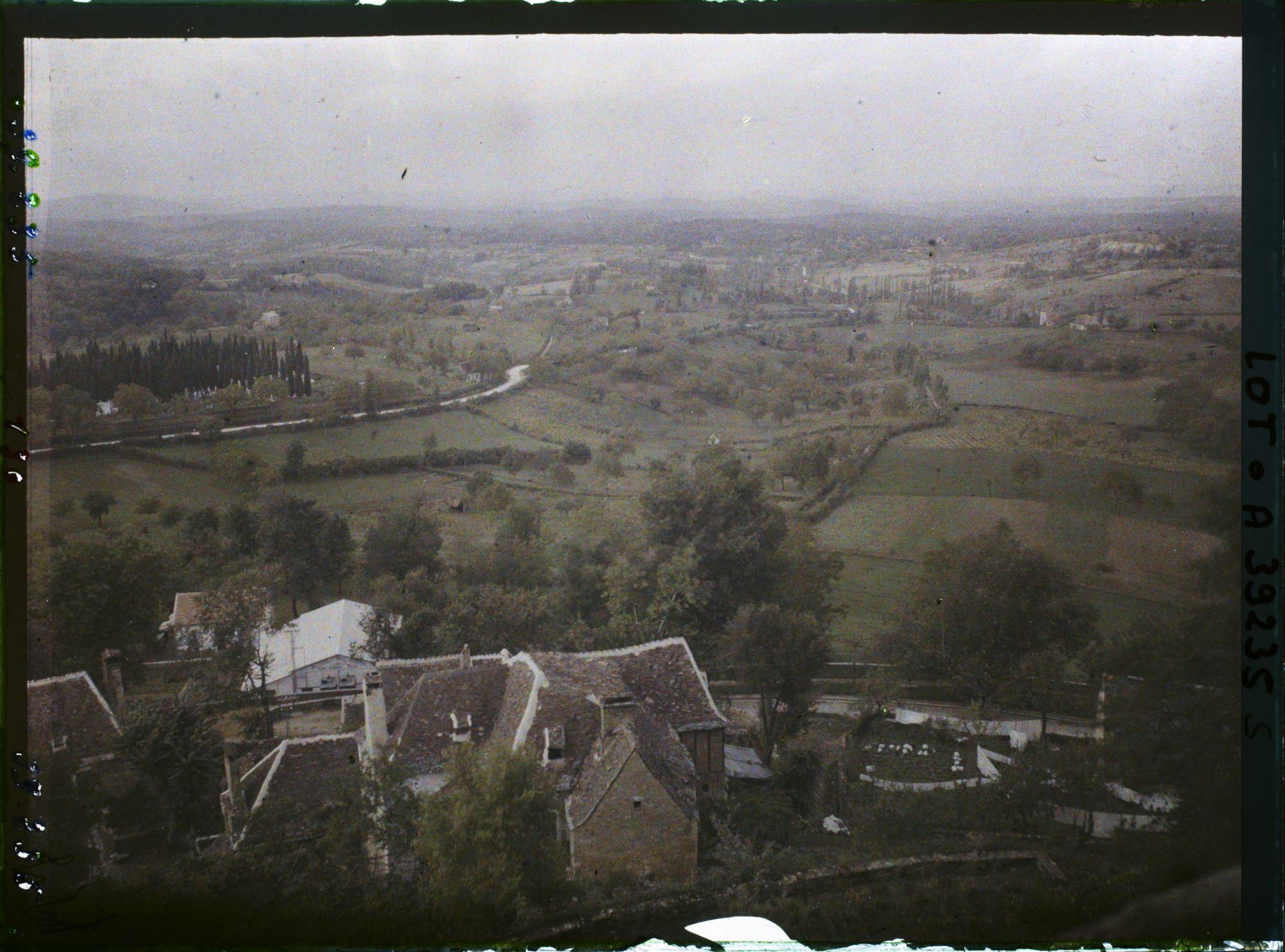 Image représentant France, Gourdon (Lot), Vue prise de l'ancien Château vers le nord