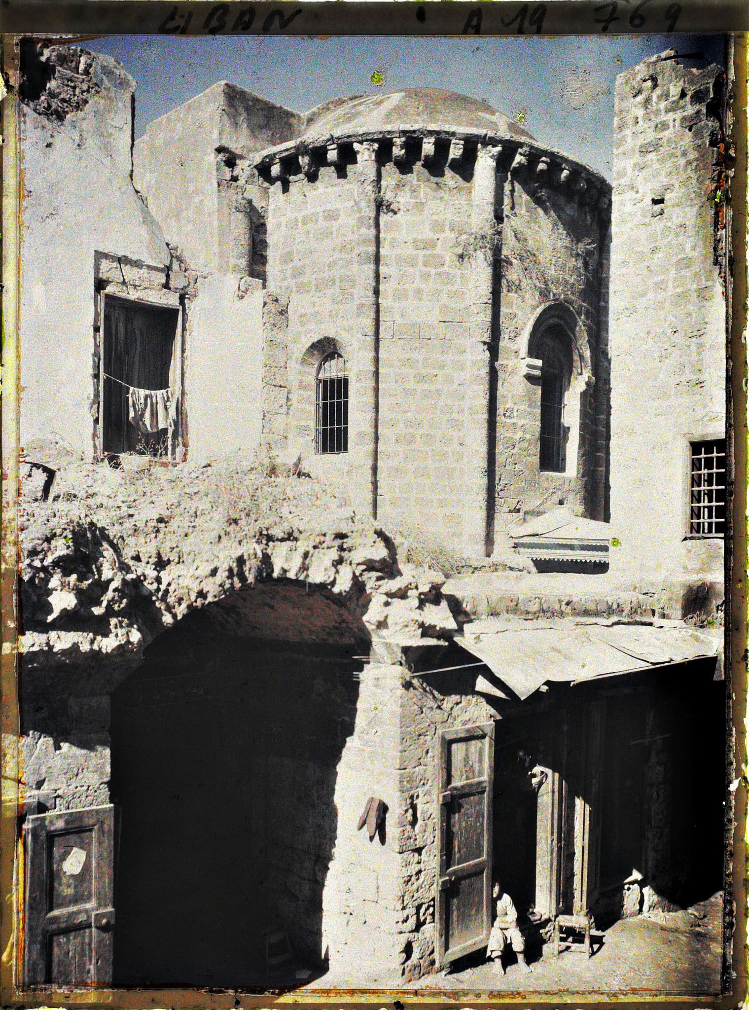 Image représentant Abri de l'ancienne église Saint-Jean-Baptiste, devenue la Grande Mosquée ou Djami El Omari