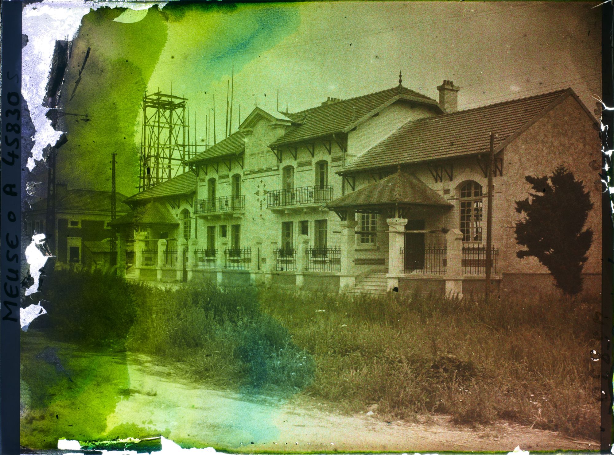 Image représentant France, Fresnes en Woëvre, Les nouvelles Ecoles