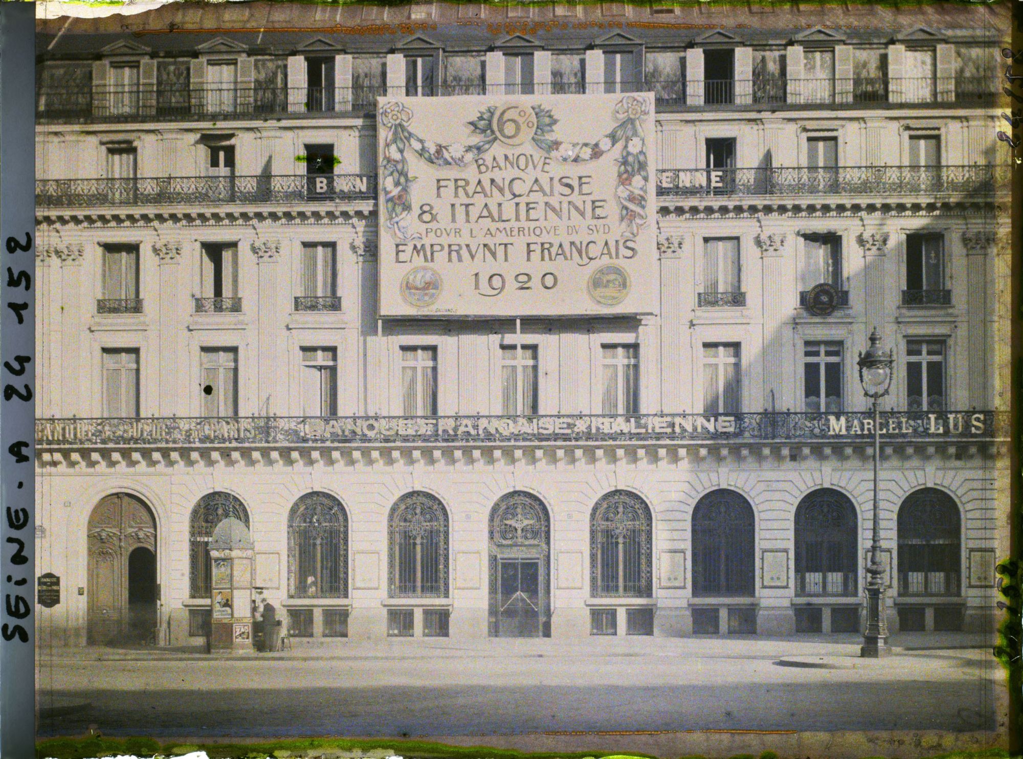 Image représentant Affiche pour l'emprunt national de 1920, Banque française et italienne, 12 rue Halévy