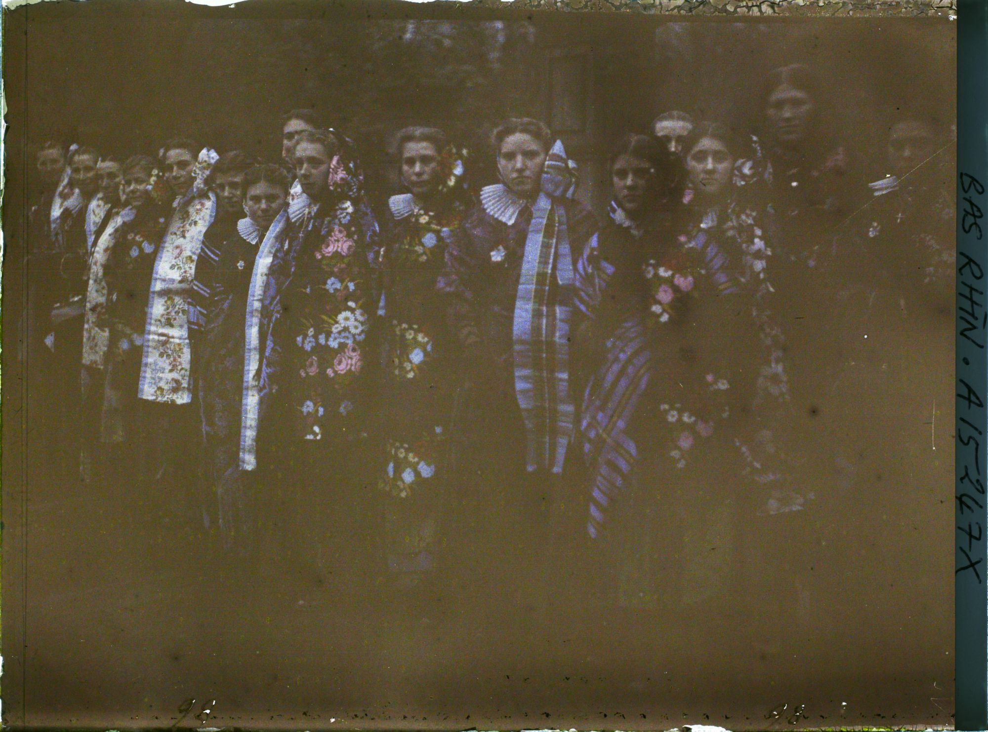 Image représentant France Alsace, Strasbourg, La grande Collerette pour les très grandes fêtes.