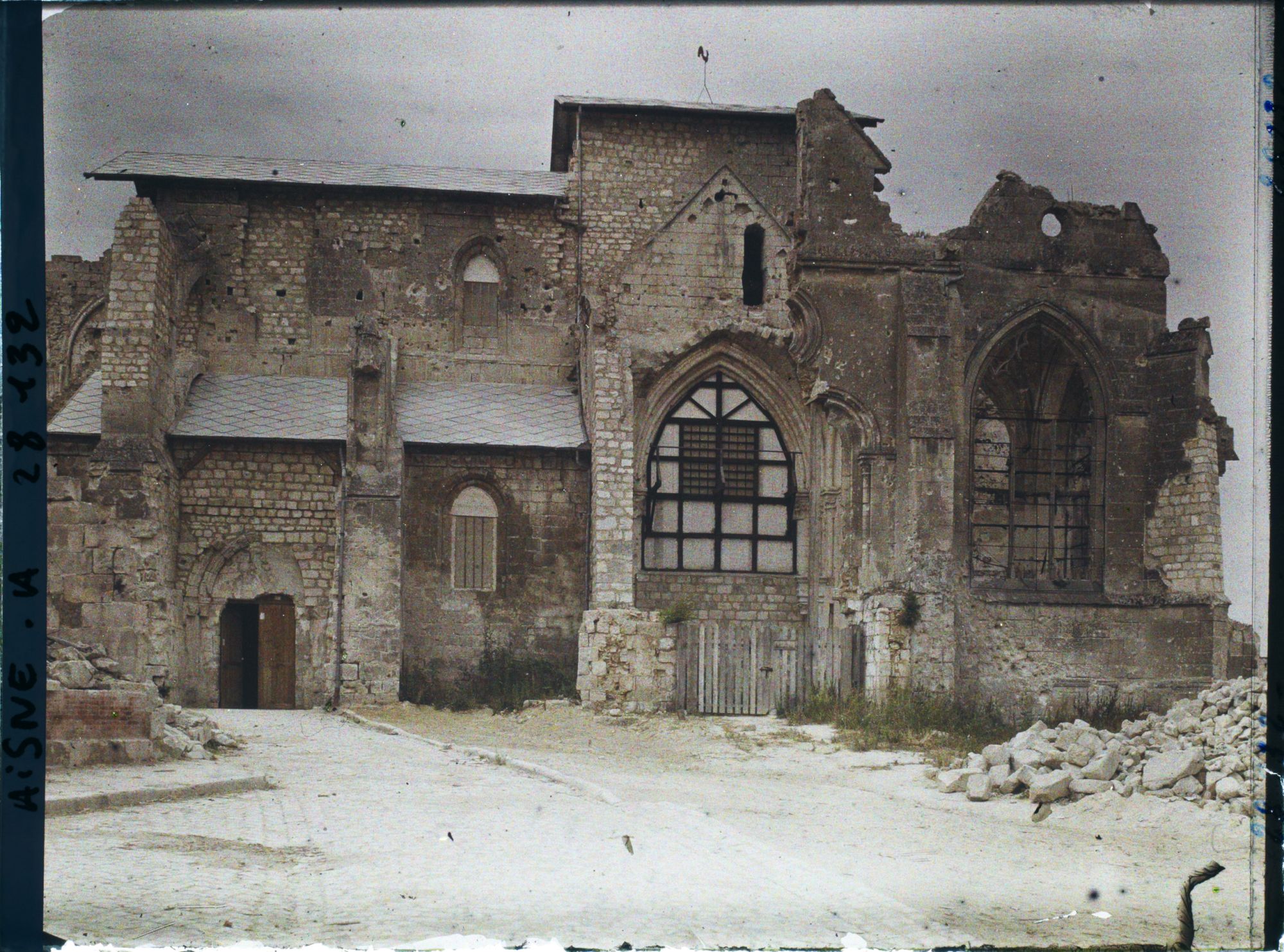 Image représentant France, Amblémy, Partie Sud Ouest de l'Eglise
