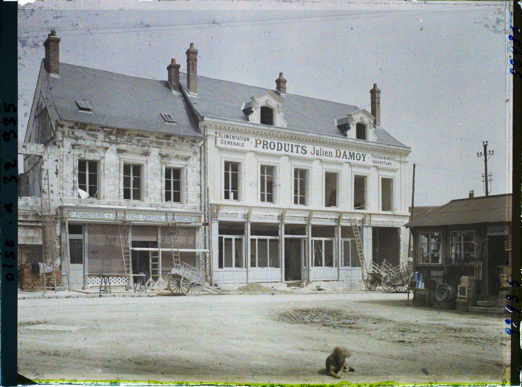 Image représentant France, Noyon, Reconstructions rue de Chauny