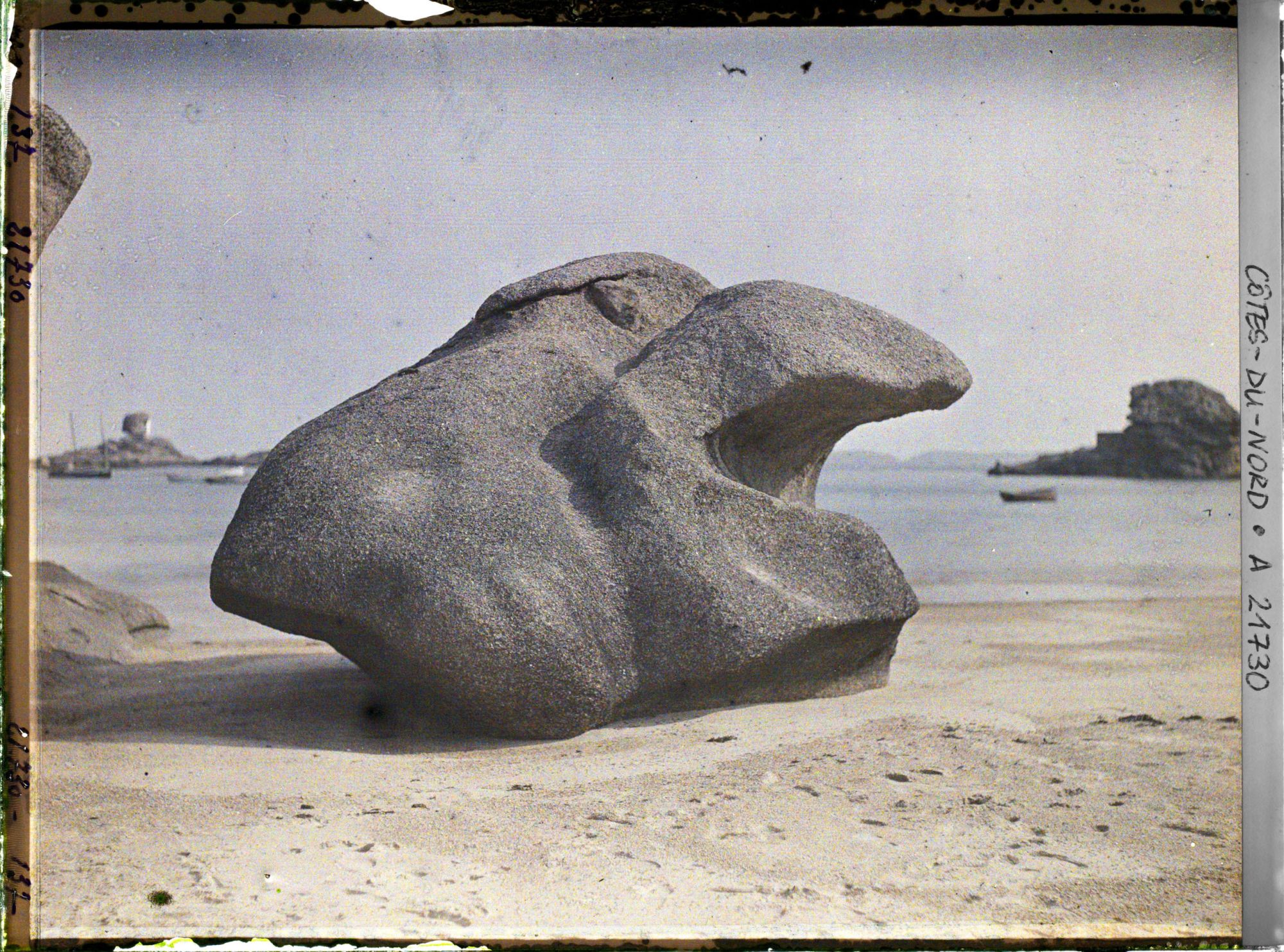 Image représentant Un rocher sur la plage Sainte-Anne