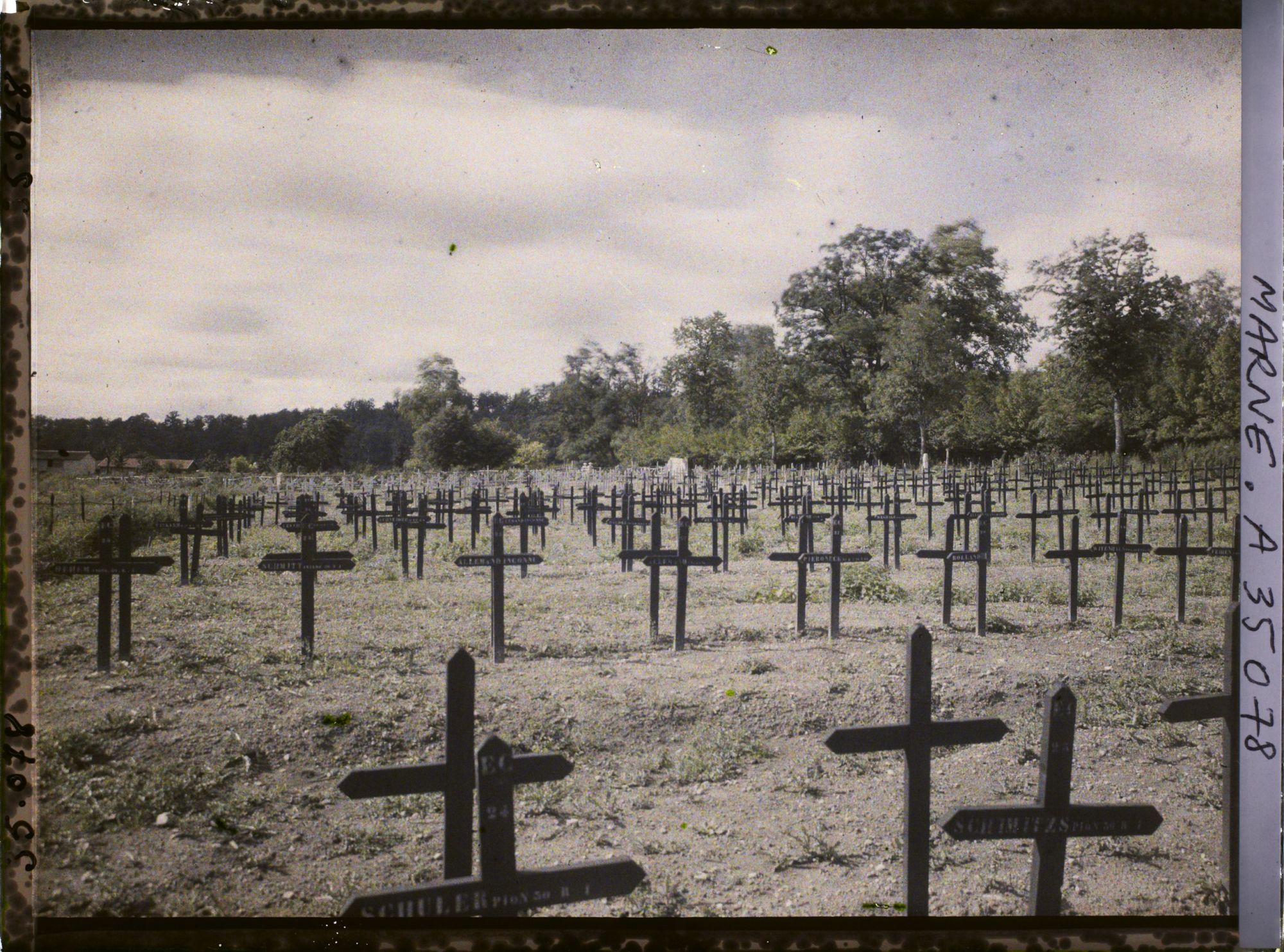 Image représentant France, De la Harazée au Four de Paris , Cimetière allemand N° 2