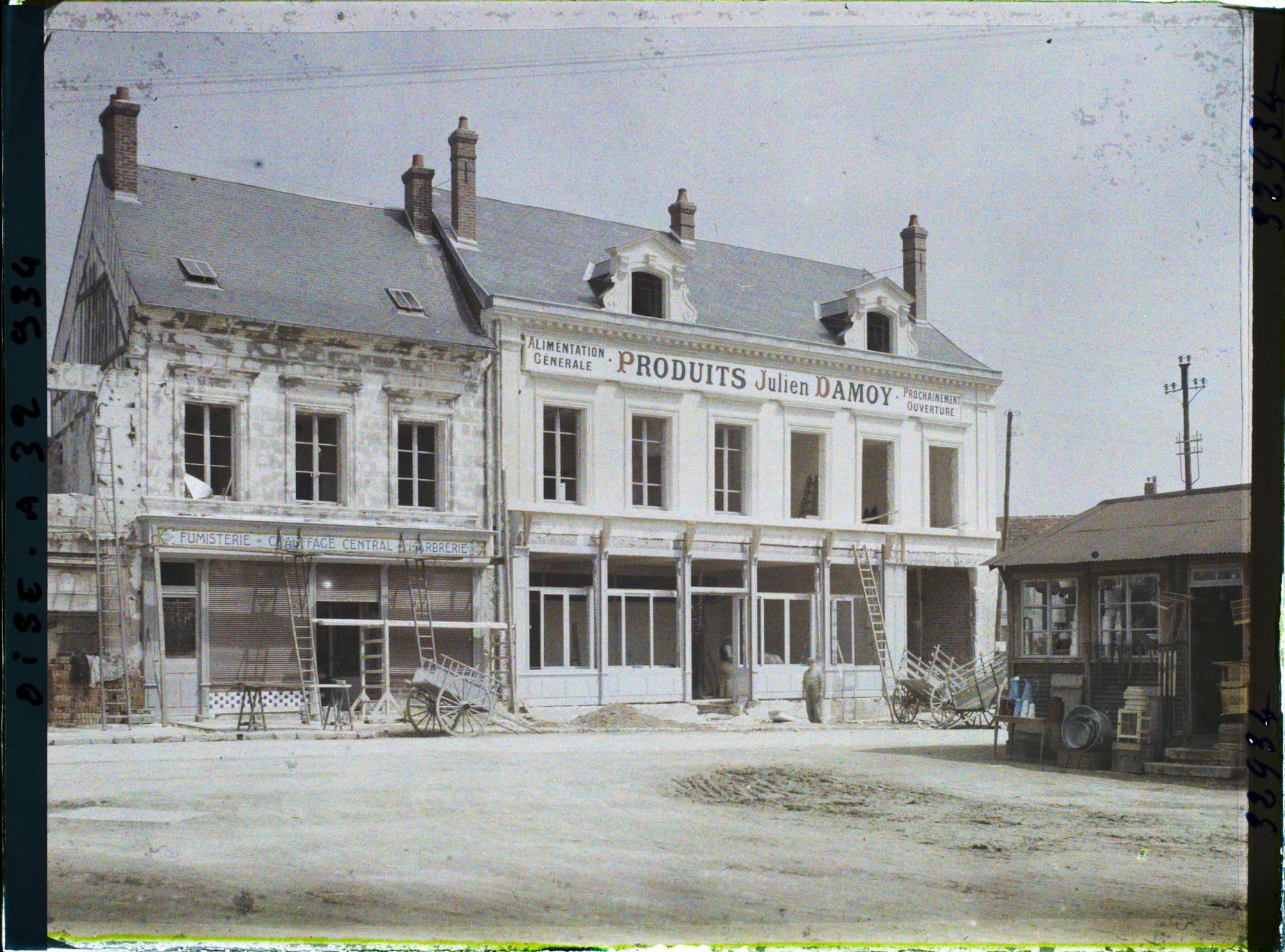Image représentant France, Noyon, Reconstructions rue de Chauny