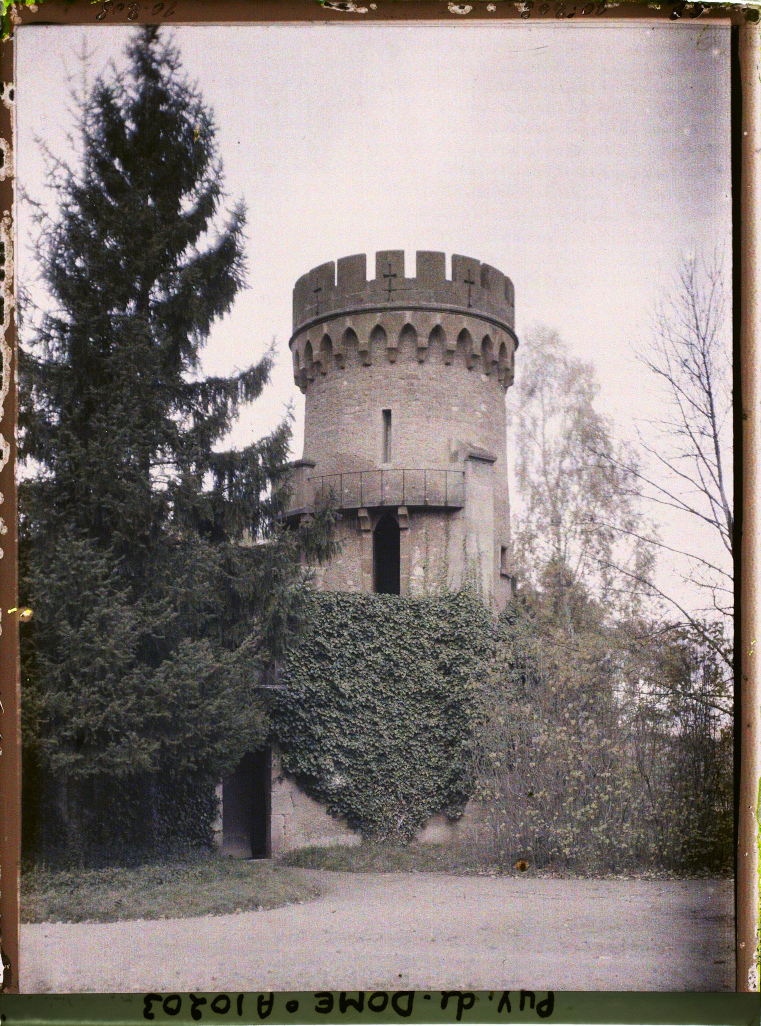 Image représentant France, La Grange Fort, Le Château