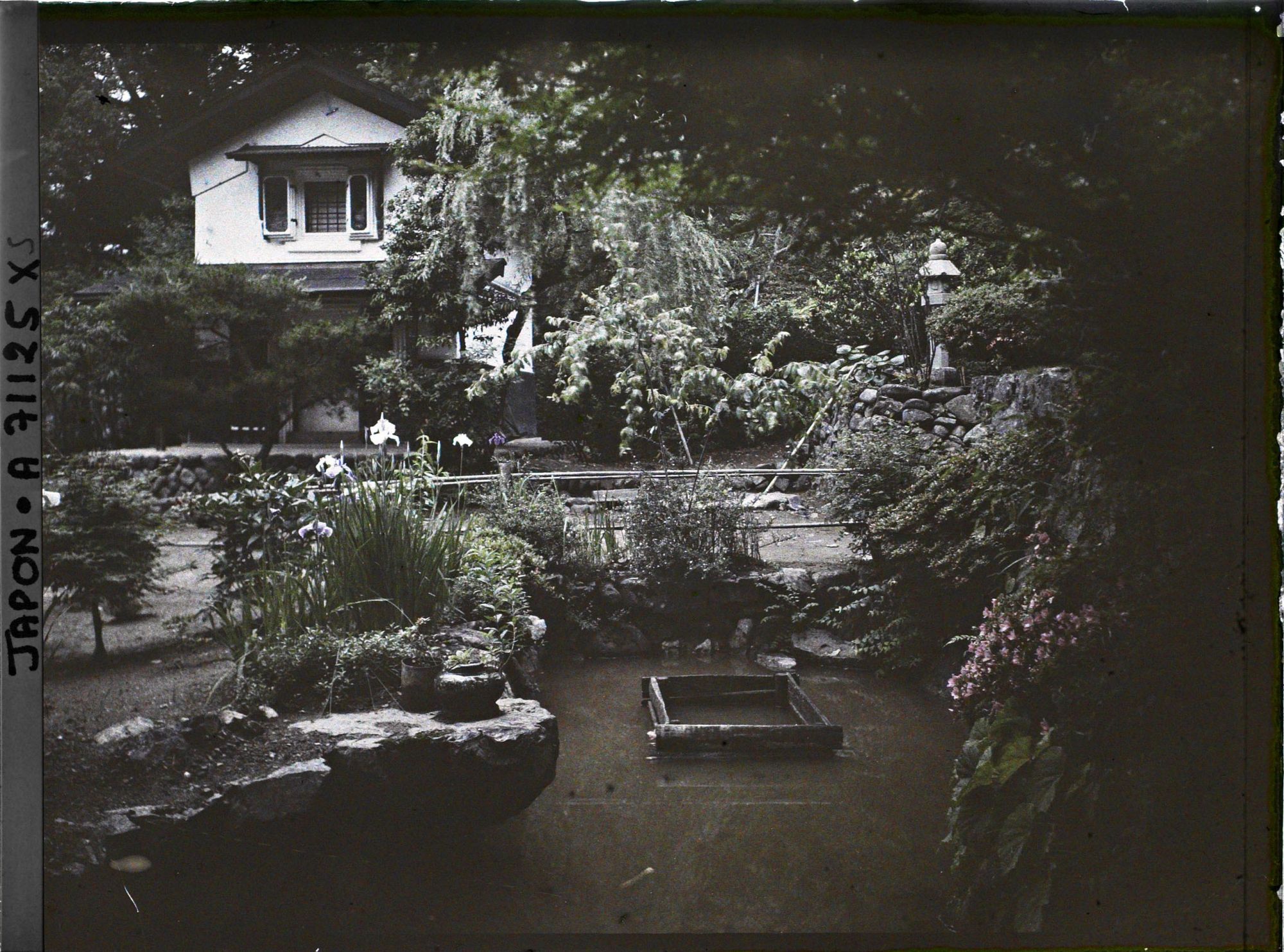 Image représentant Le temple Kaizen-ji : l'entrepôt (kura)