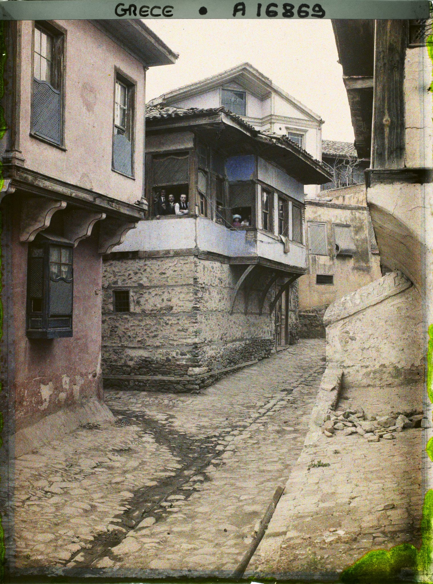 Image représentant Grèce, Salonique, Une rue de la Ville haute