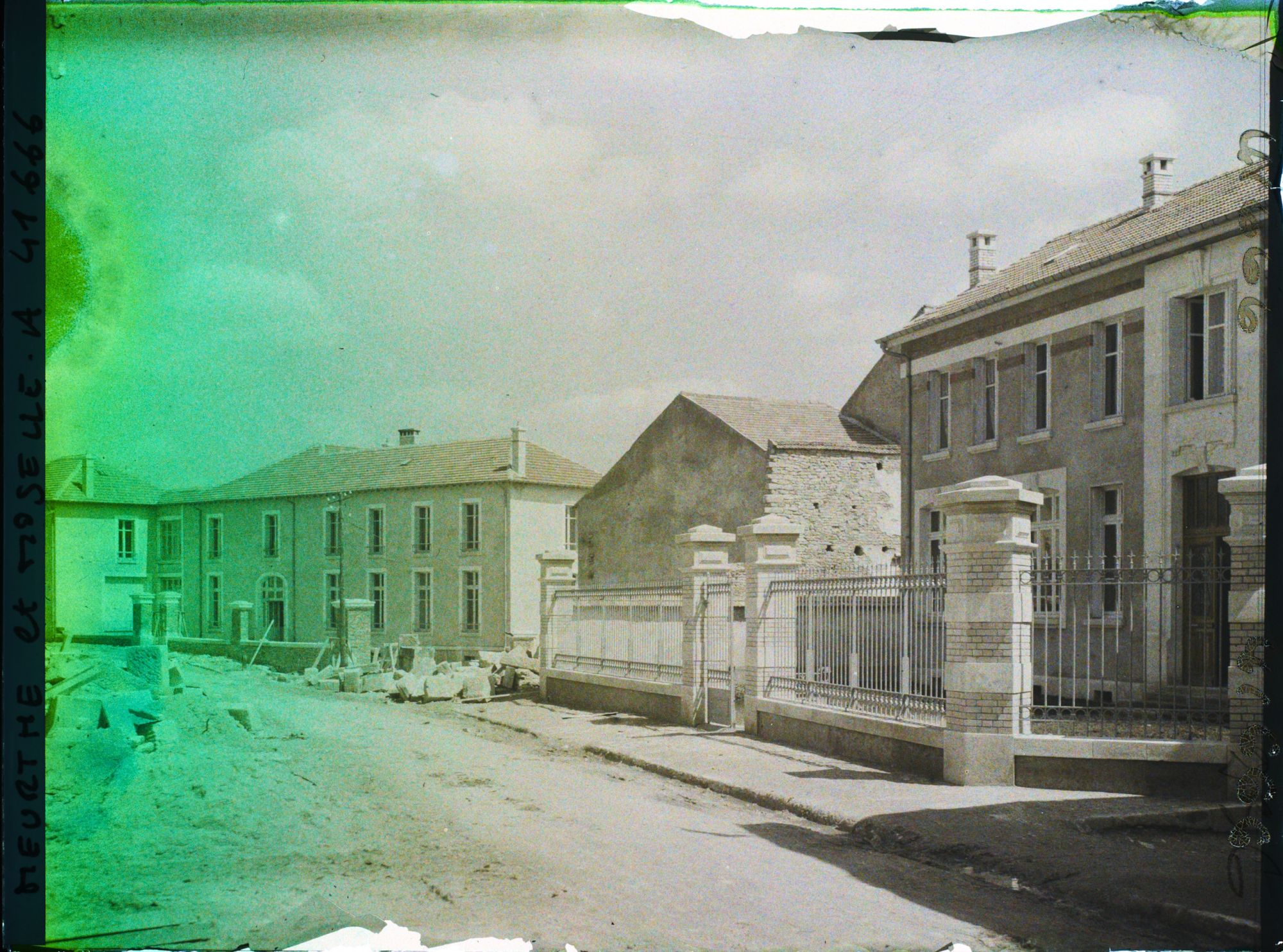 Image représentant France, Thiaucourt, Nouvelle Ecole et Nouvel Hospice