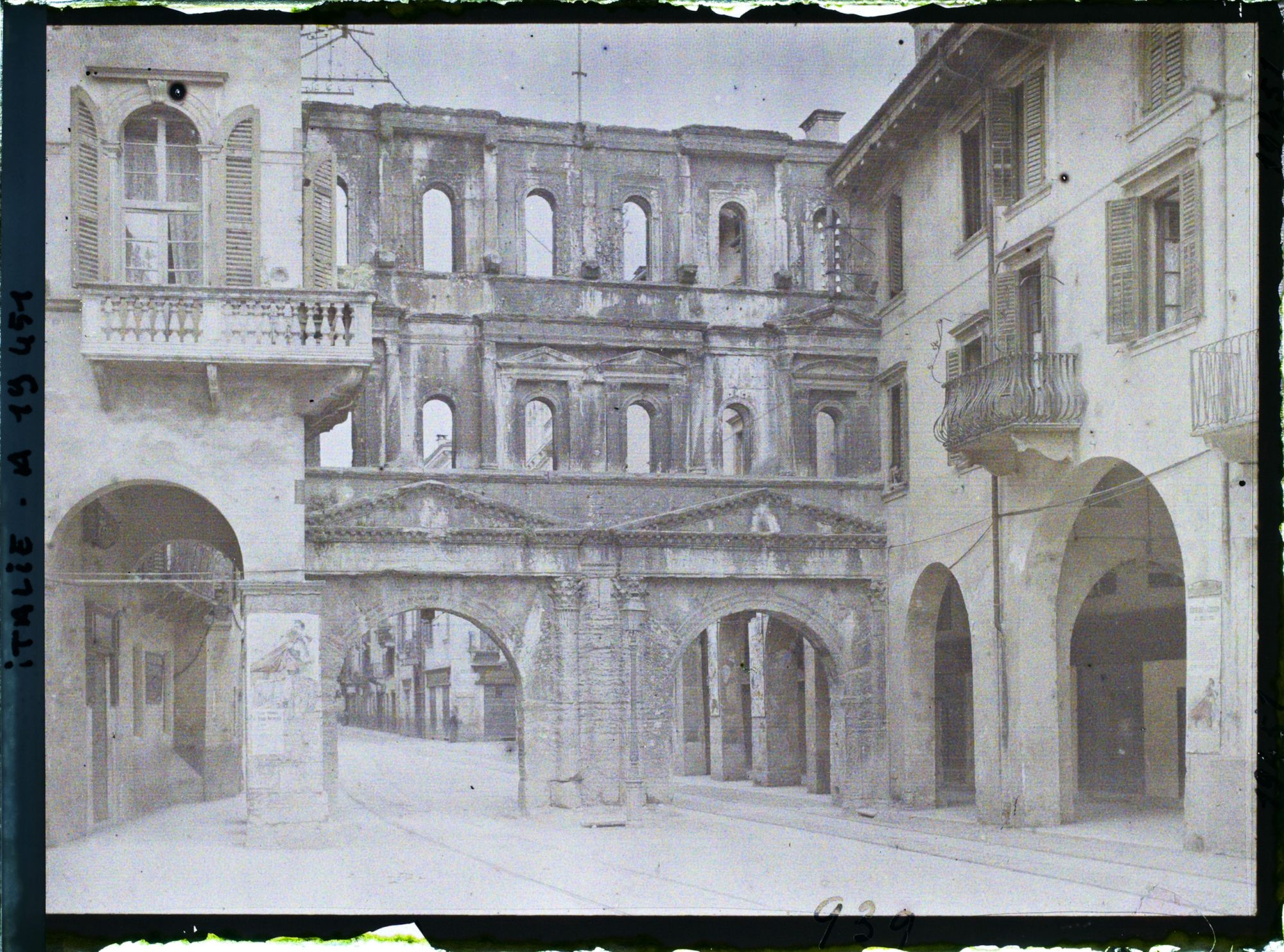 Image représentant Porte Borsari