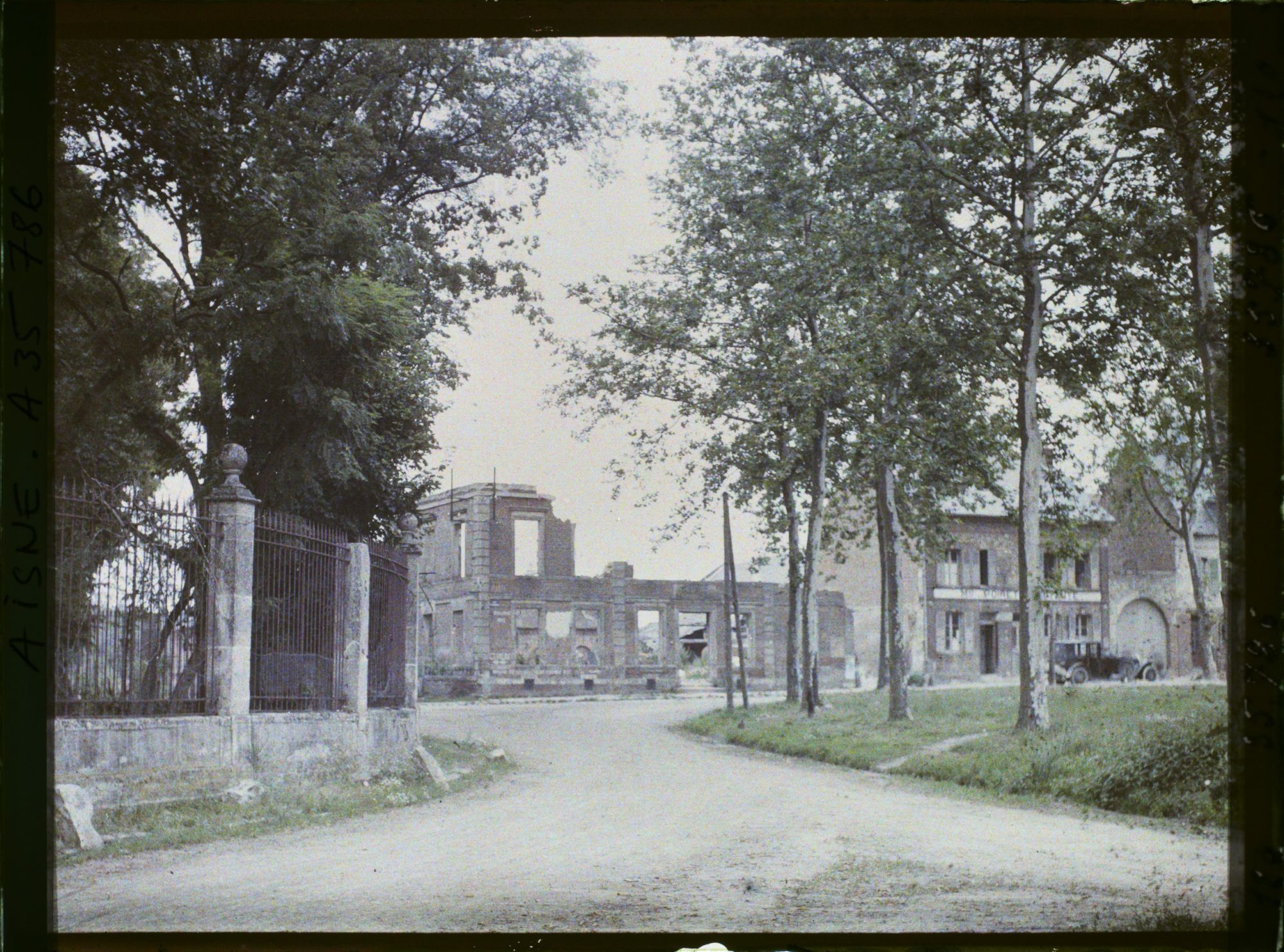 Image représentant France, Clermont en Argonne, Route de Ste Ménechould
