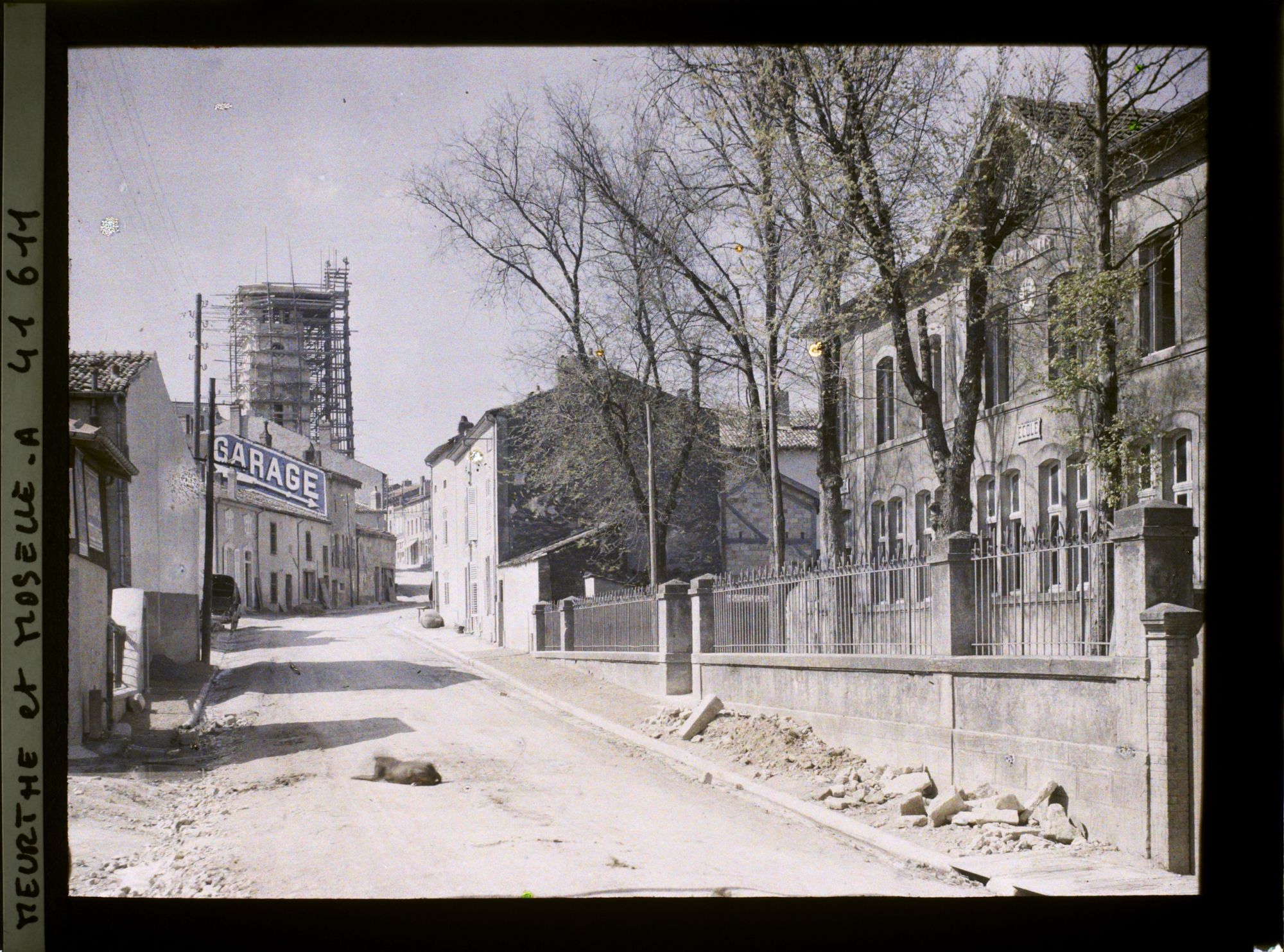Image représentant France, Thiaucourt, Grande rue et Eglise en Reconstruction