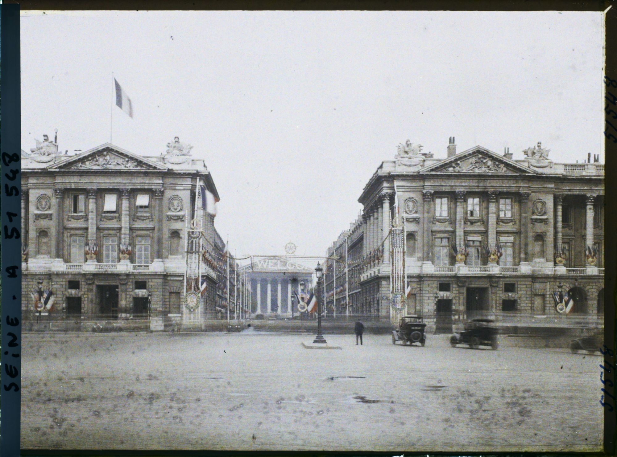 Image représentant Décorations place de la Concorde pour le 9ème congrès de la Légion Américaine (American Legion)
