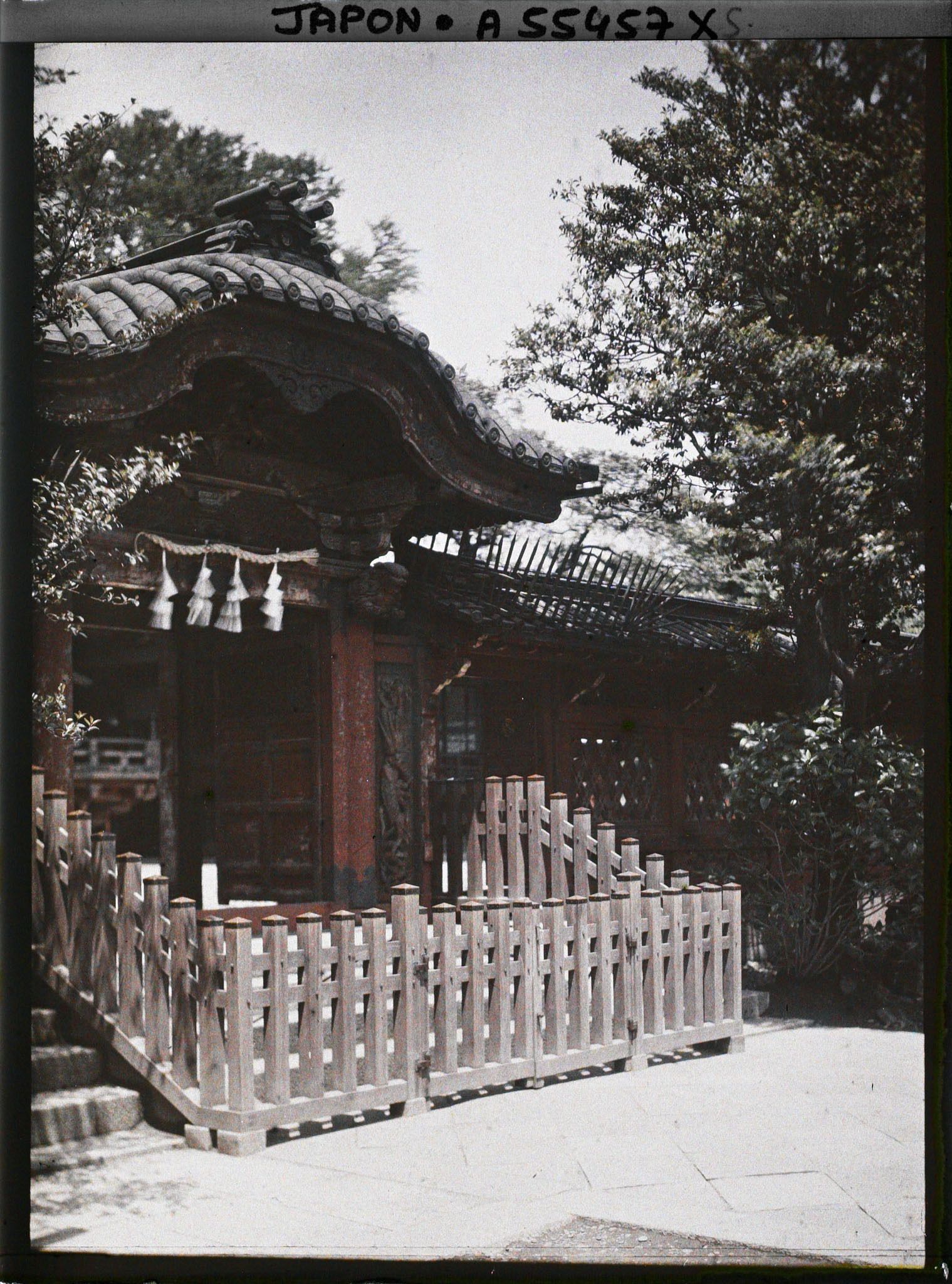 Image représentant Le sanctuaire Tôshôgû dans le parc Ueno : la kara-mon