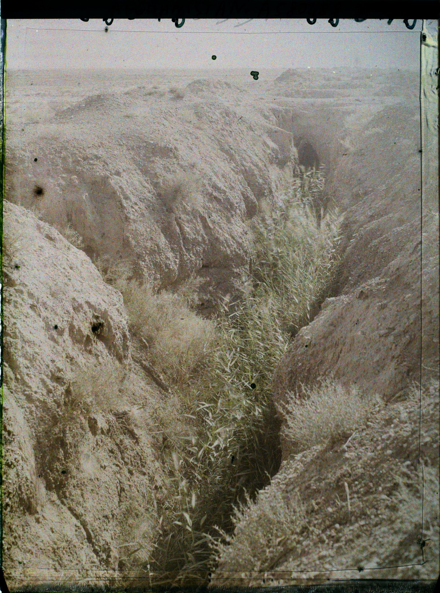 Image représentant Un Karez : canal souterrain
