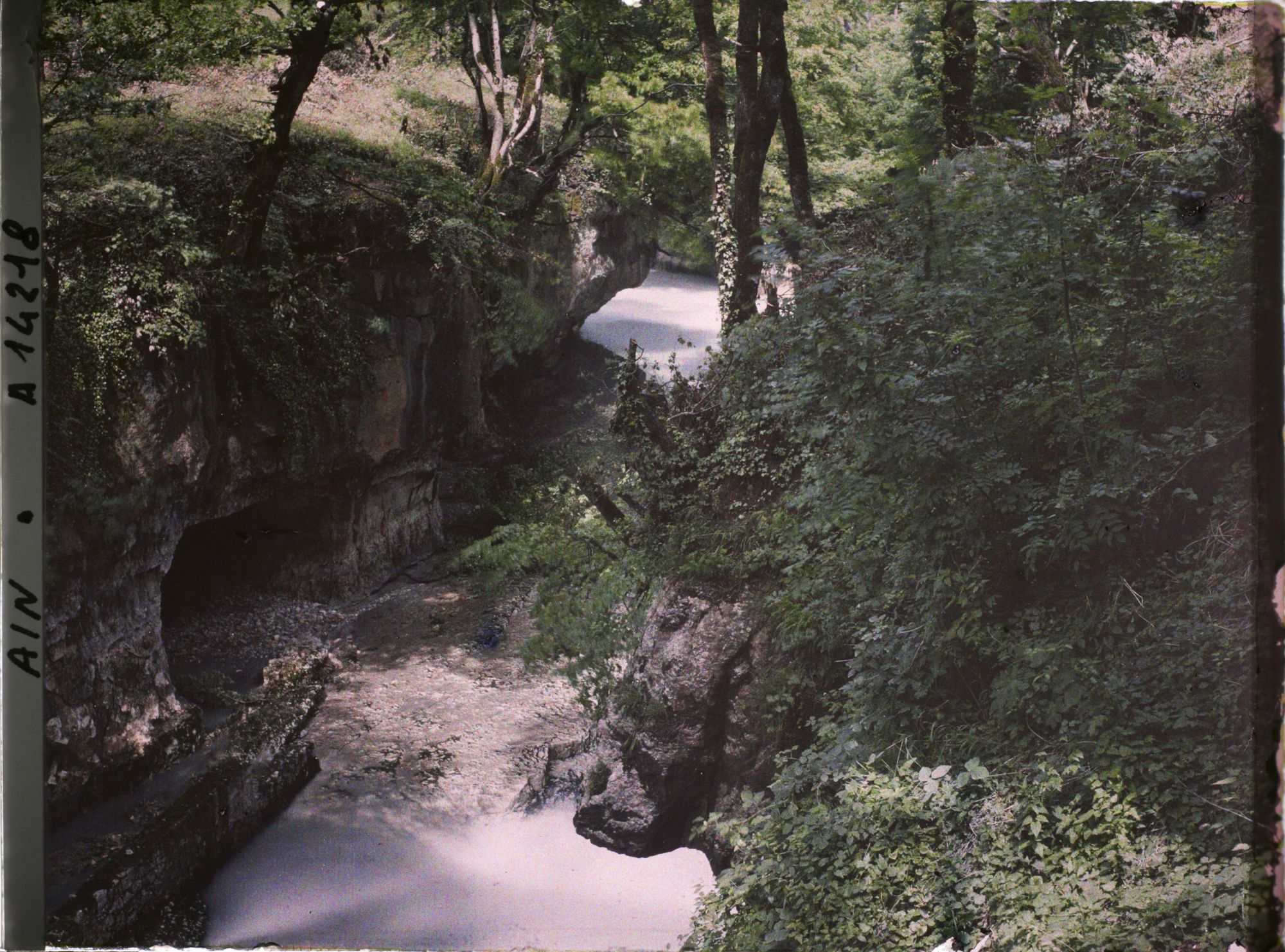 Image représentant La Perte du Rhône à Bellegarde