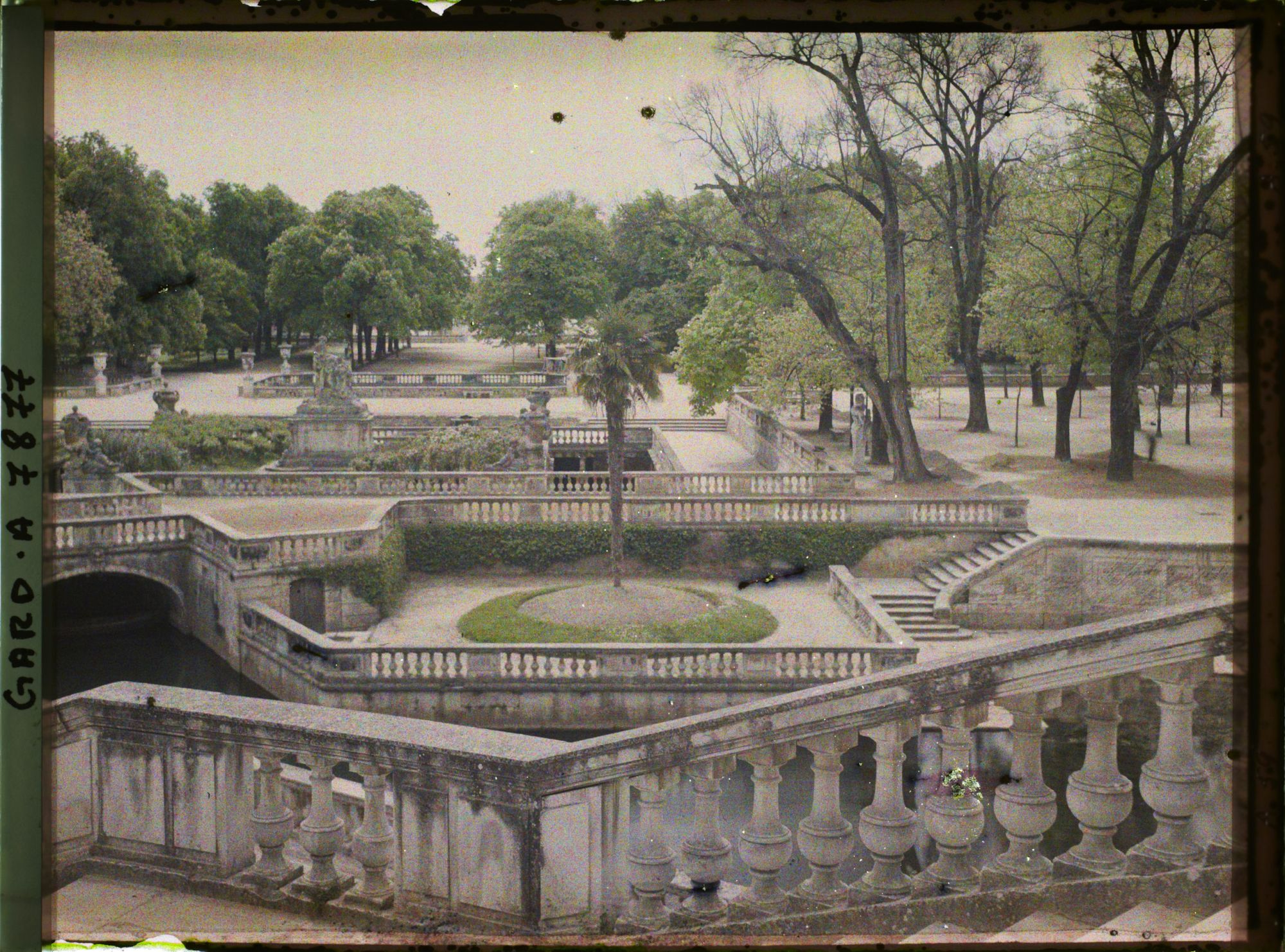 Image représentant Ensemble des bassins des jardins de la Fontaine