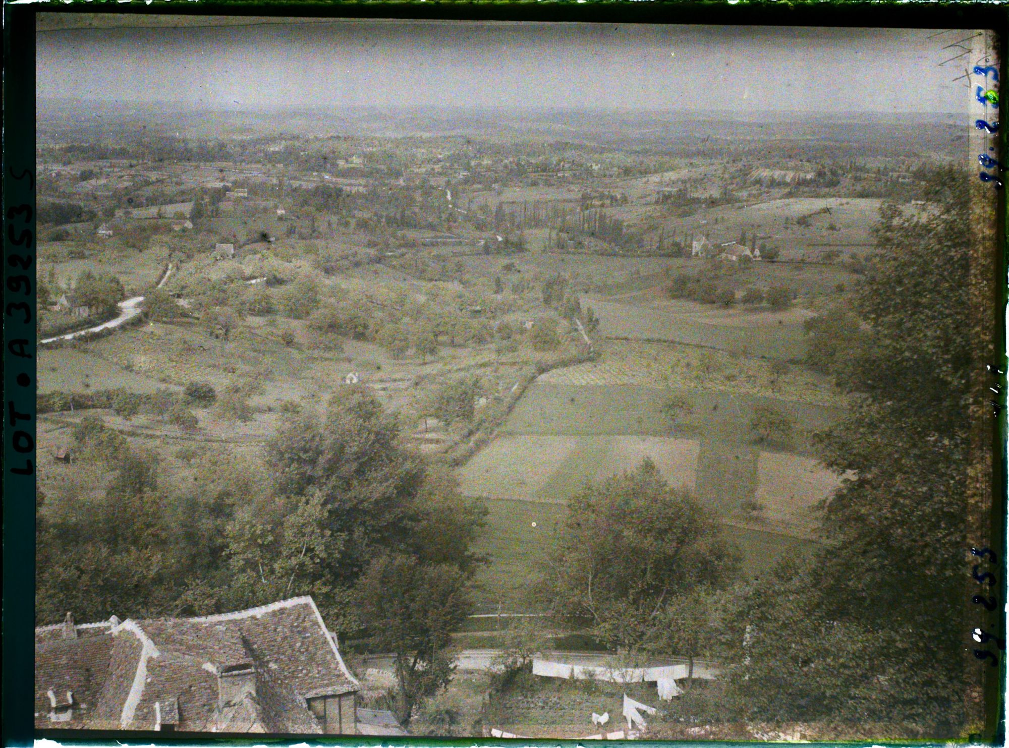 Image représentant France, Gourdon (Lot), Vue prise de la promenade du Château vers le nord