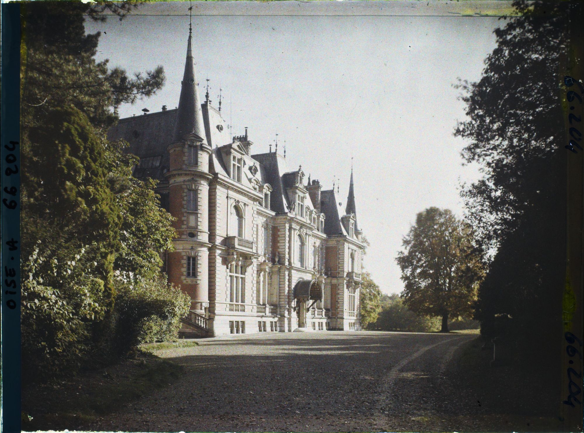 Image représentant Château des Fontaines, façade d'entrée