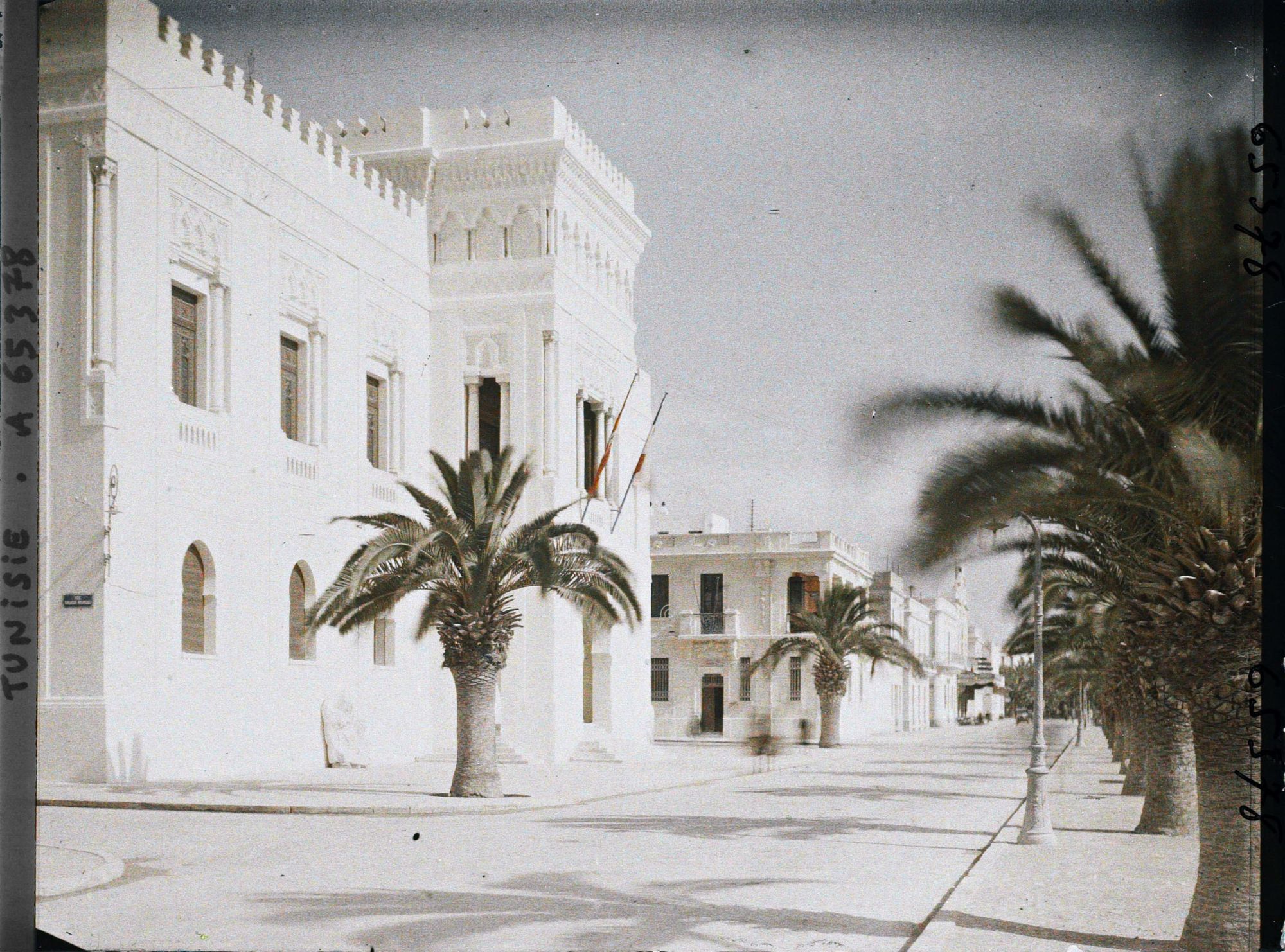 Image représentant Hôtel de ville et boulevard Fallières