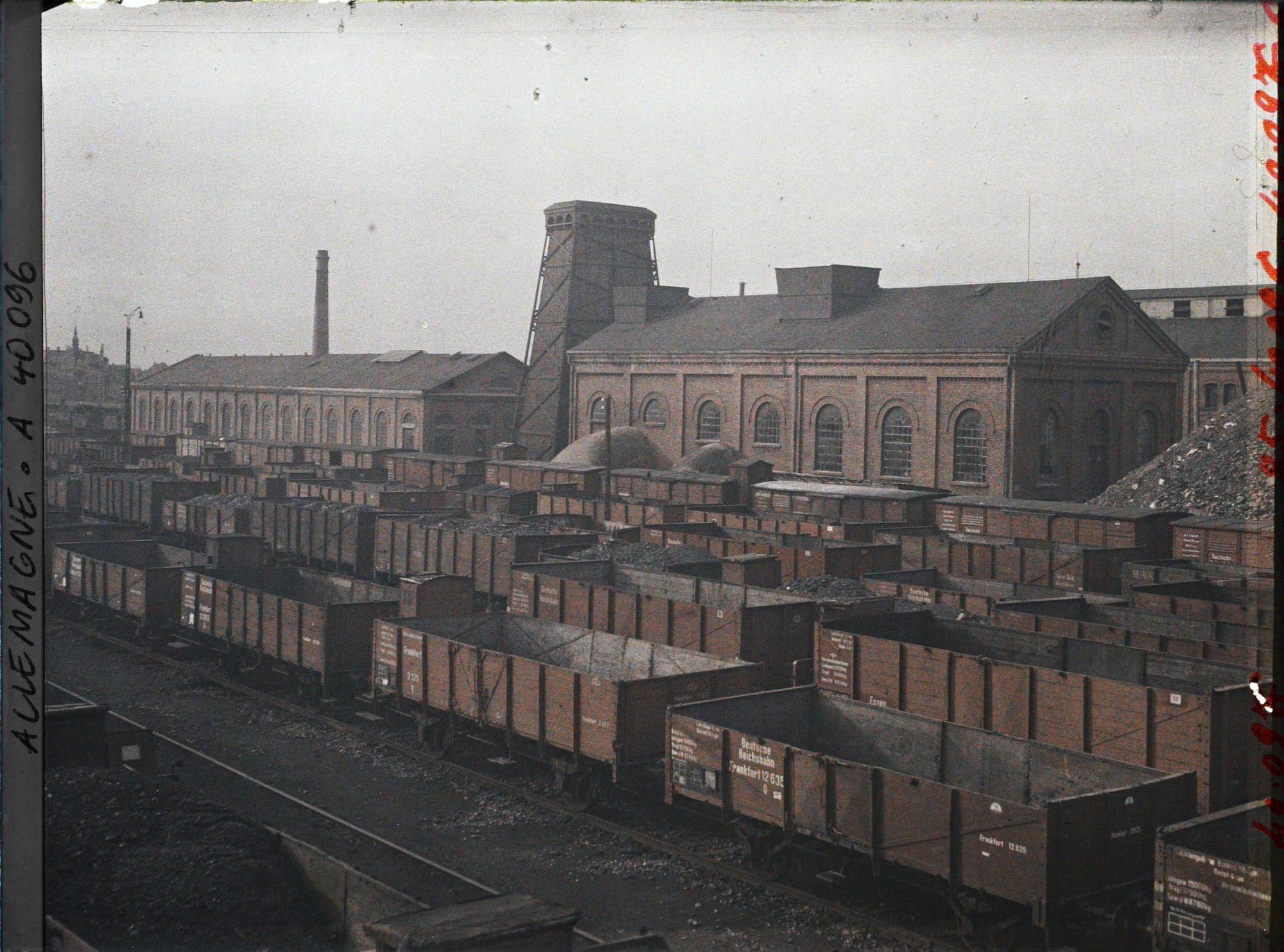 Image représentant Prusse, Ickern Vicktor, Les Voies de la mine