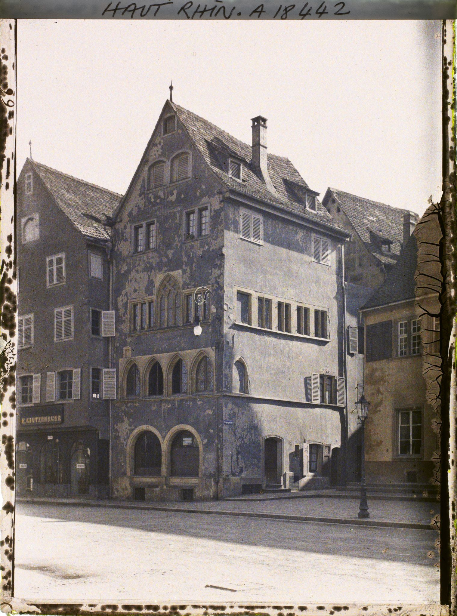 Image représentant France, Colmar, Maison Adolph : la plus ancienne Maison de Colmar