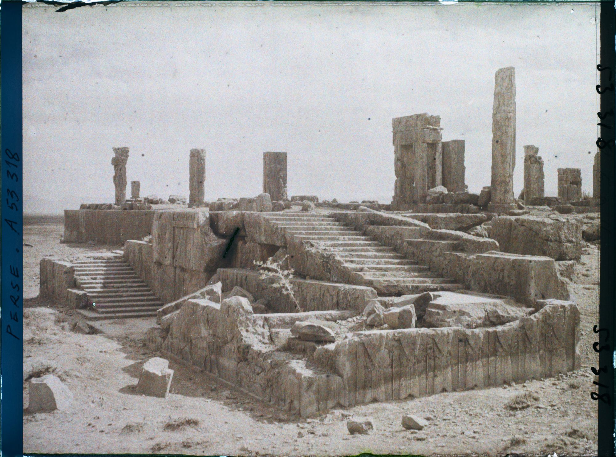 Image représentant Escalier ouest du Hadish (palais de Xerxès)