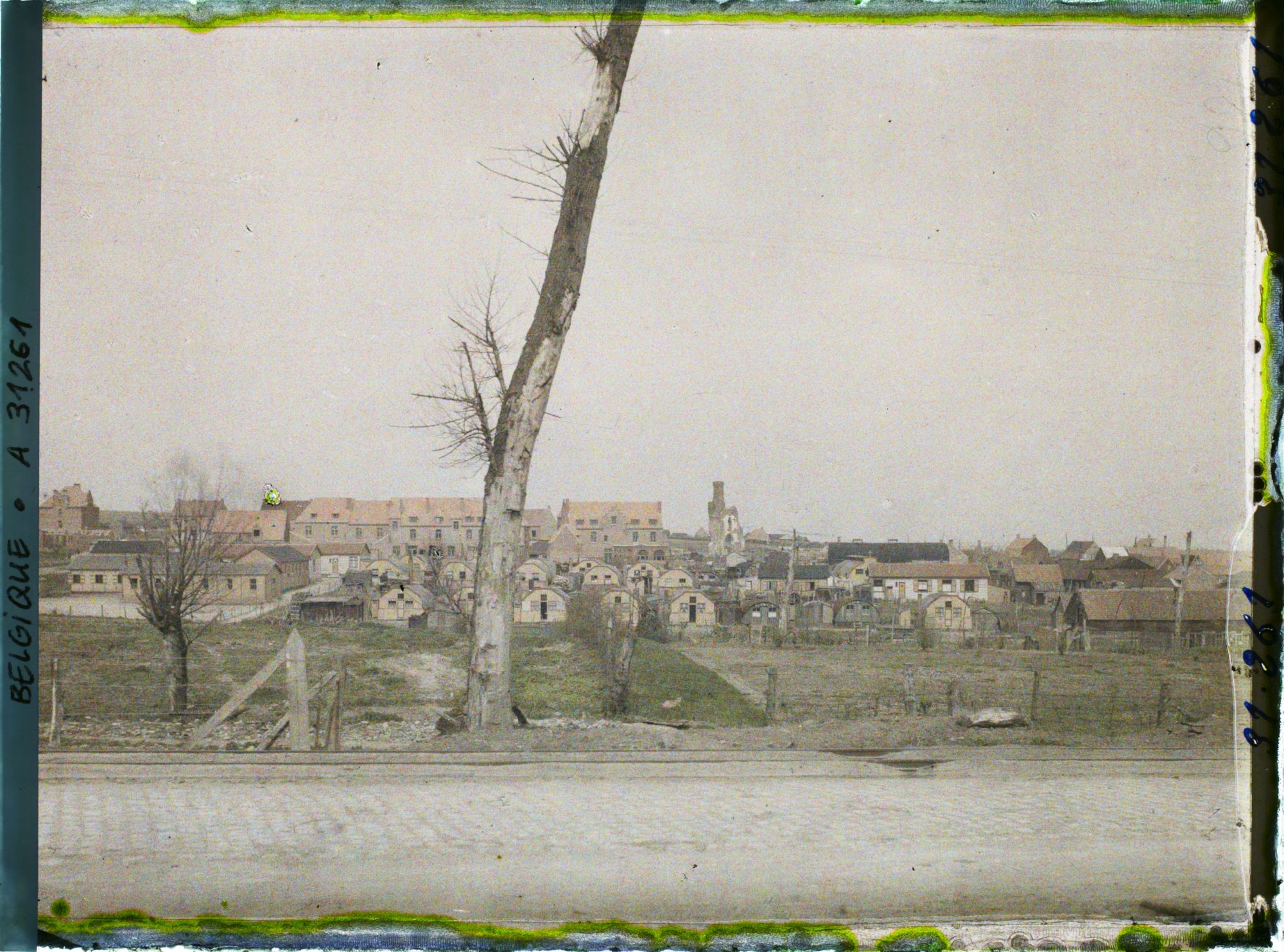 Image représentant Belgique, Kemmel, Le Village vu du Sud-Est