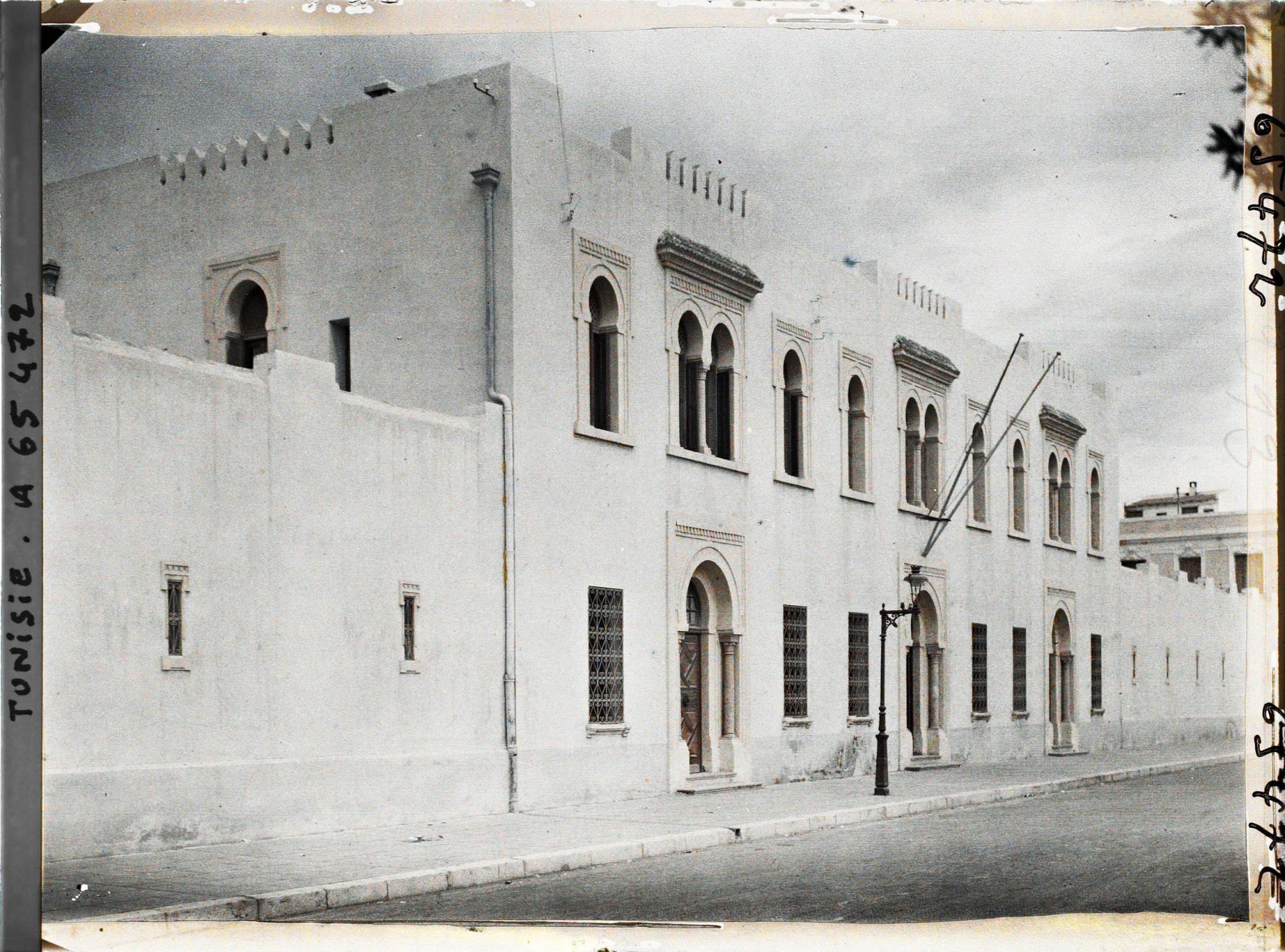 Image représentant L'école de garçons, rue Alexandre Dumas