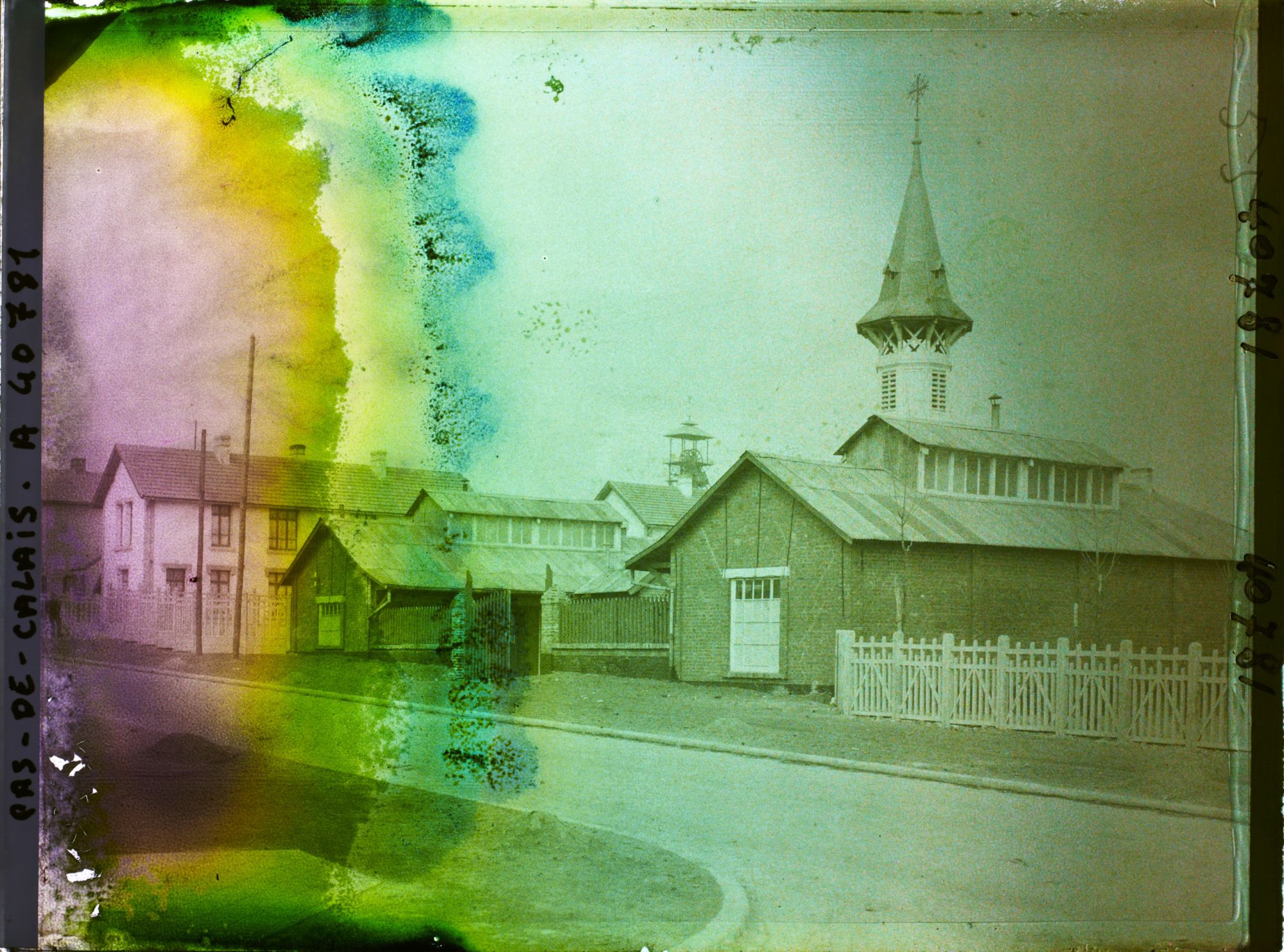 Image représentant France, Lens, Cité des mines de Lens - La Chapelle de la Cité