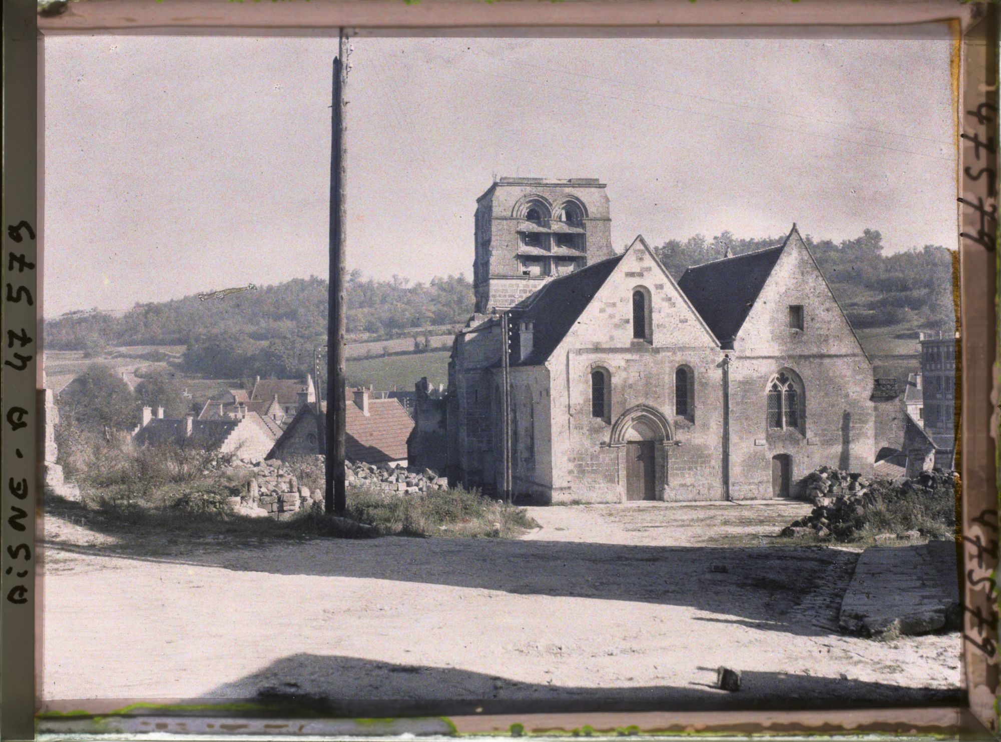 Image représentant France, Coeuvres et Valsery, Façade de l'Eglise, restaurée