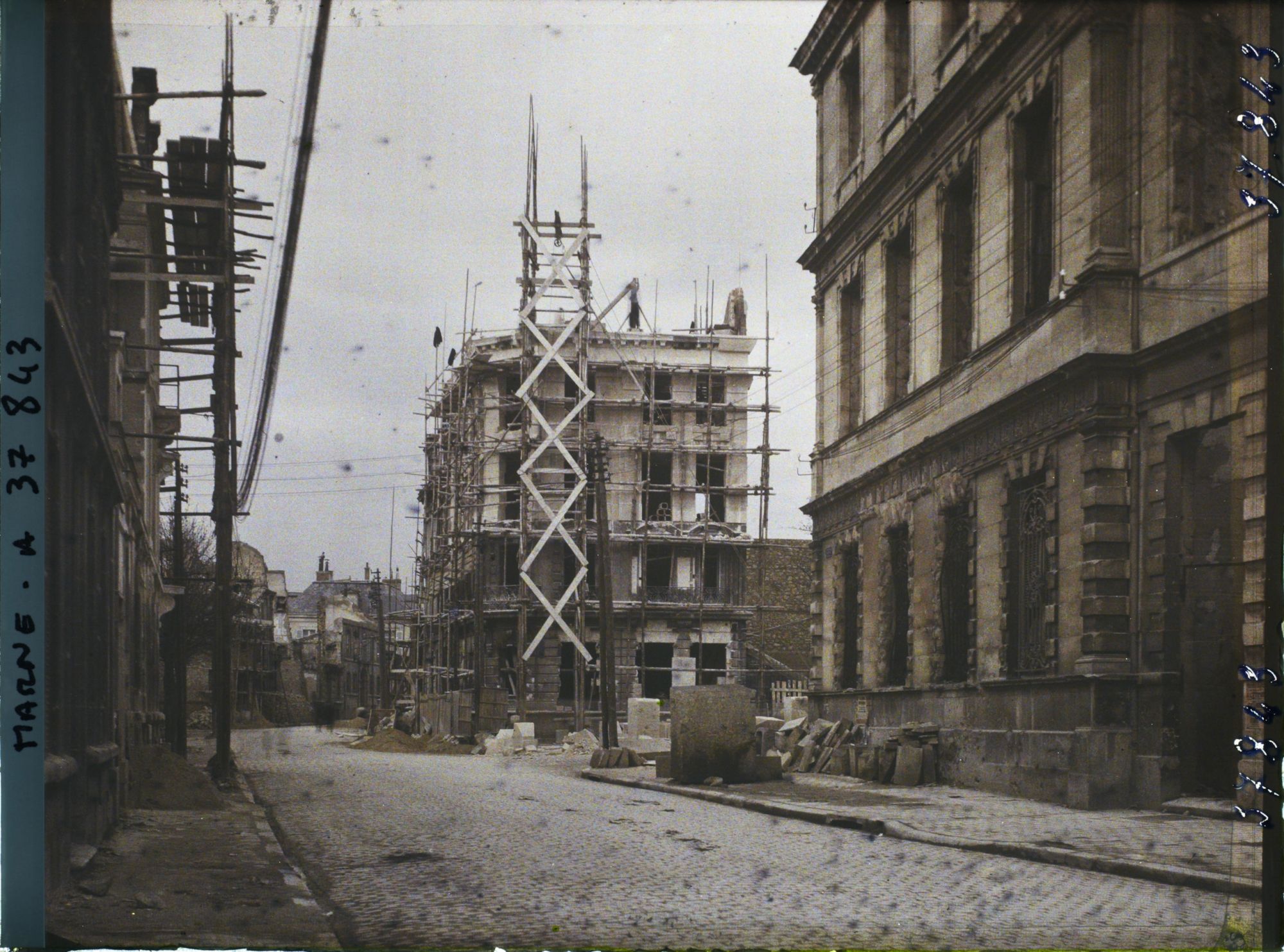 Image représentant France, Reims, Reconstruction rue des Consuls