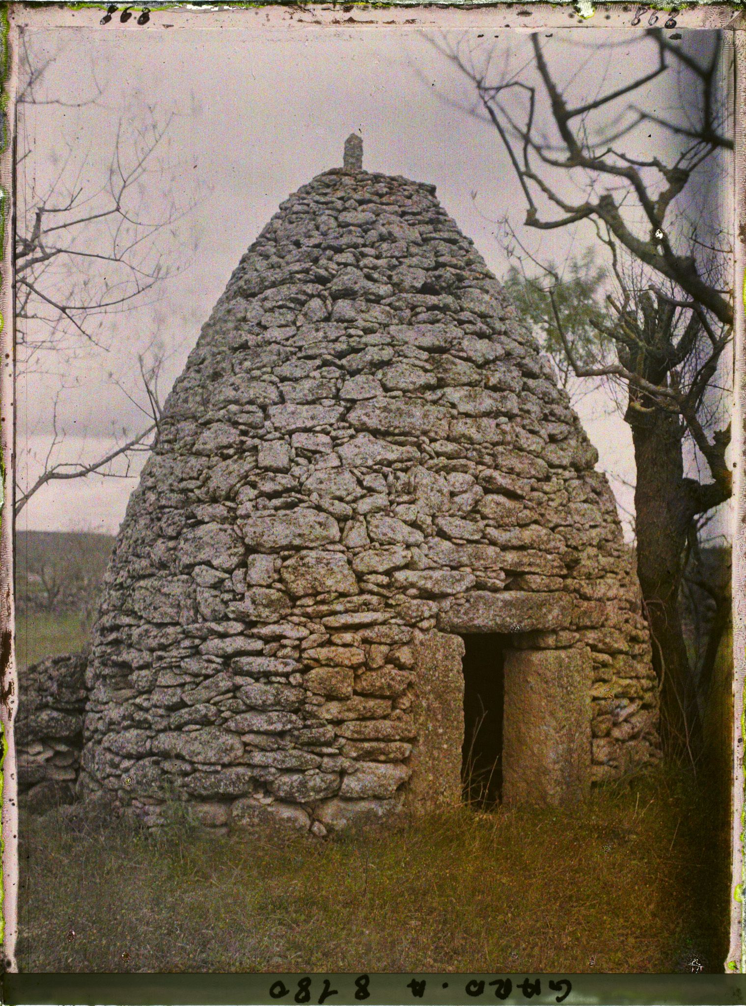 Image représentant Un Trullo dit Capitelle près de Sanilhac-Sagriès