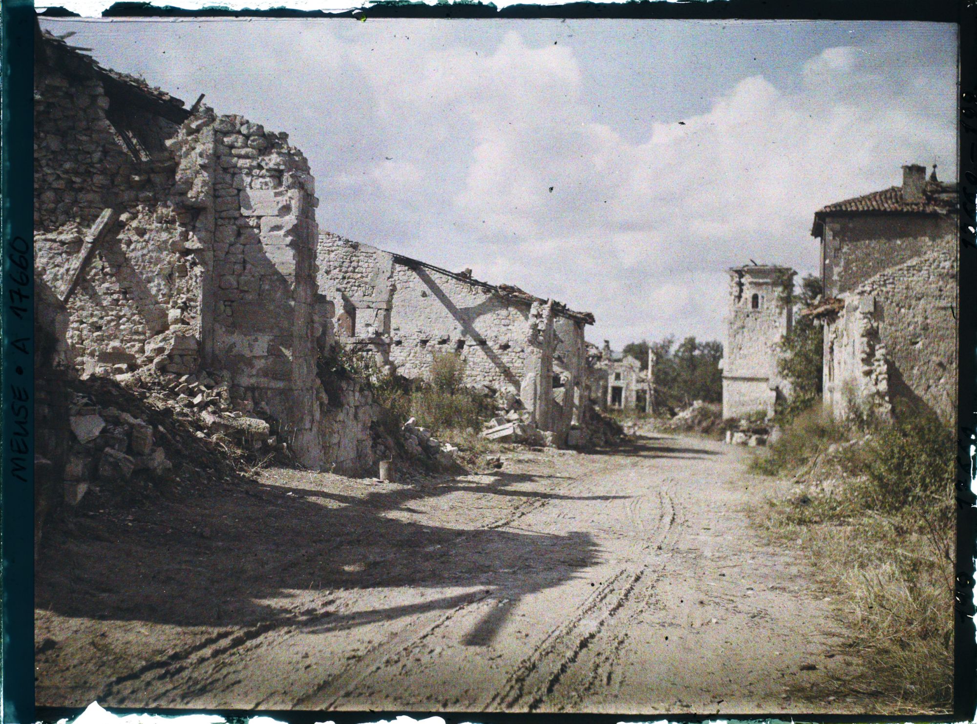 Image représentant France, Watronville, La rue de l'Eglise