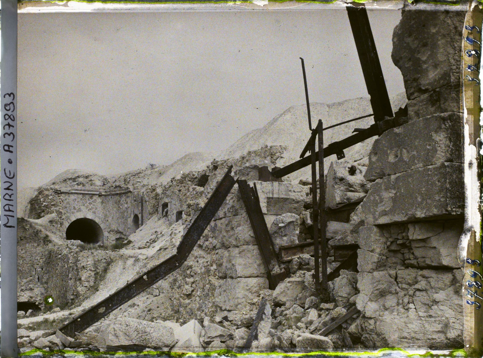 Image représentant France, La Pompelle, Entrée du fort