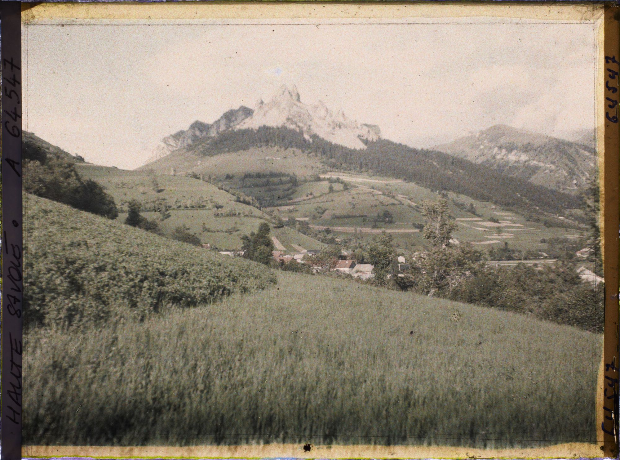 Image représentant France, Hte Savoie, Panorama sur les Monts Mémises