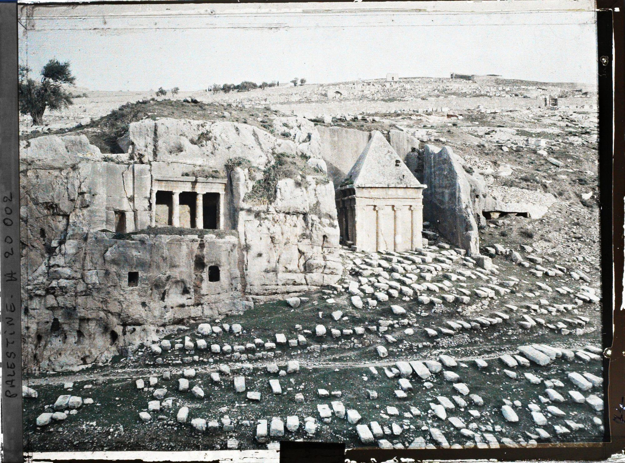 Image représentant Tombeaux dits de Saint-Jacques et de Zacharie