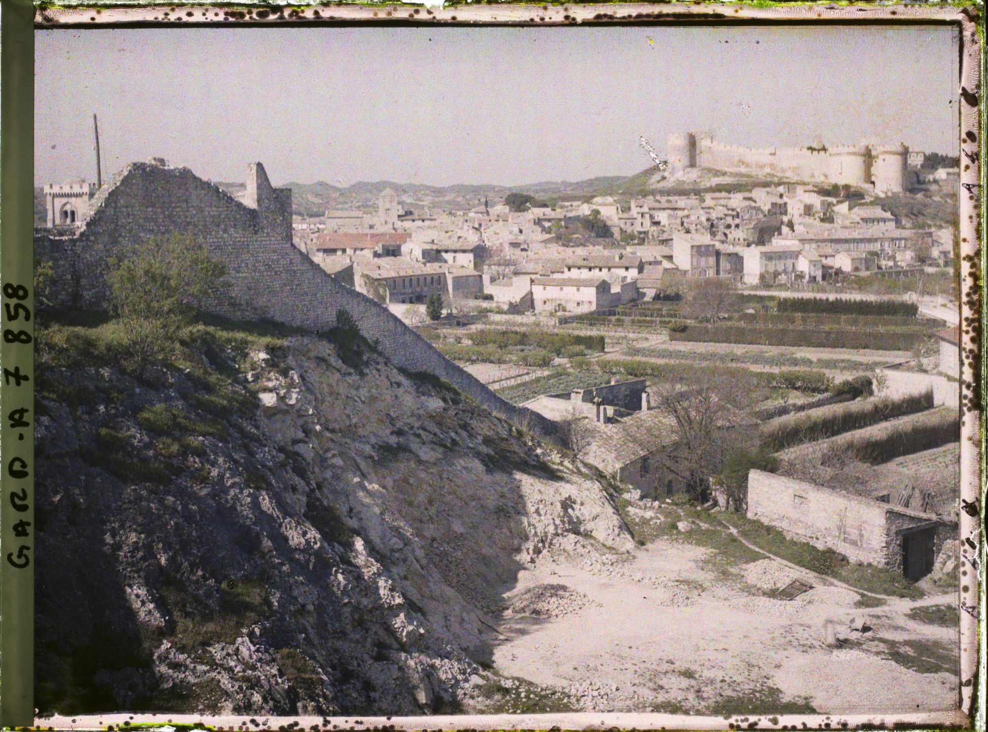Image représentant Vue de la ville et du fort Saint-André