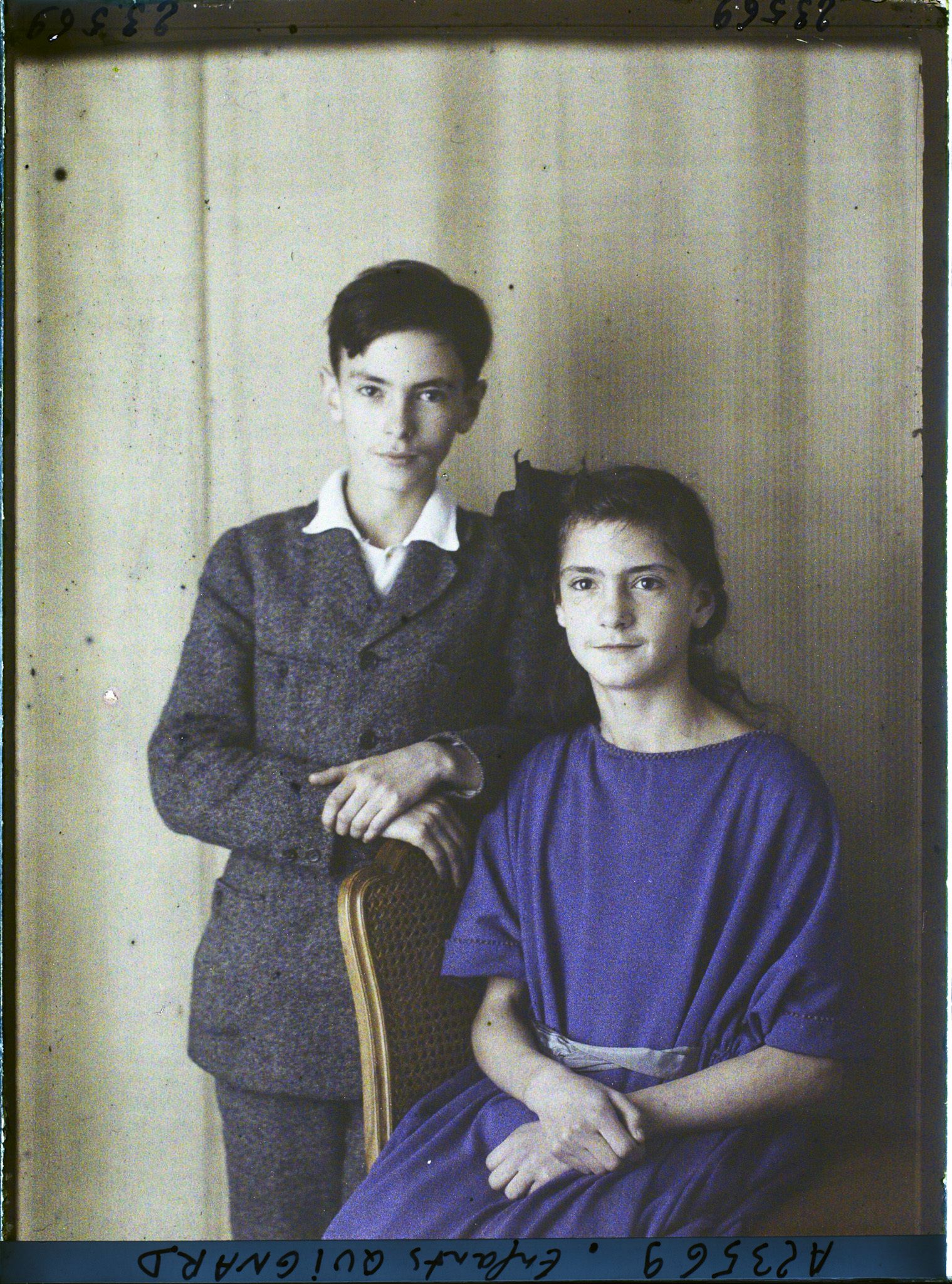 Image représentant Mademoiselle Guignard et a son frère