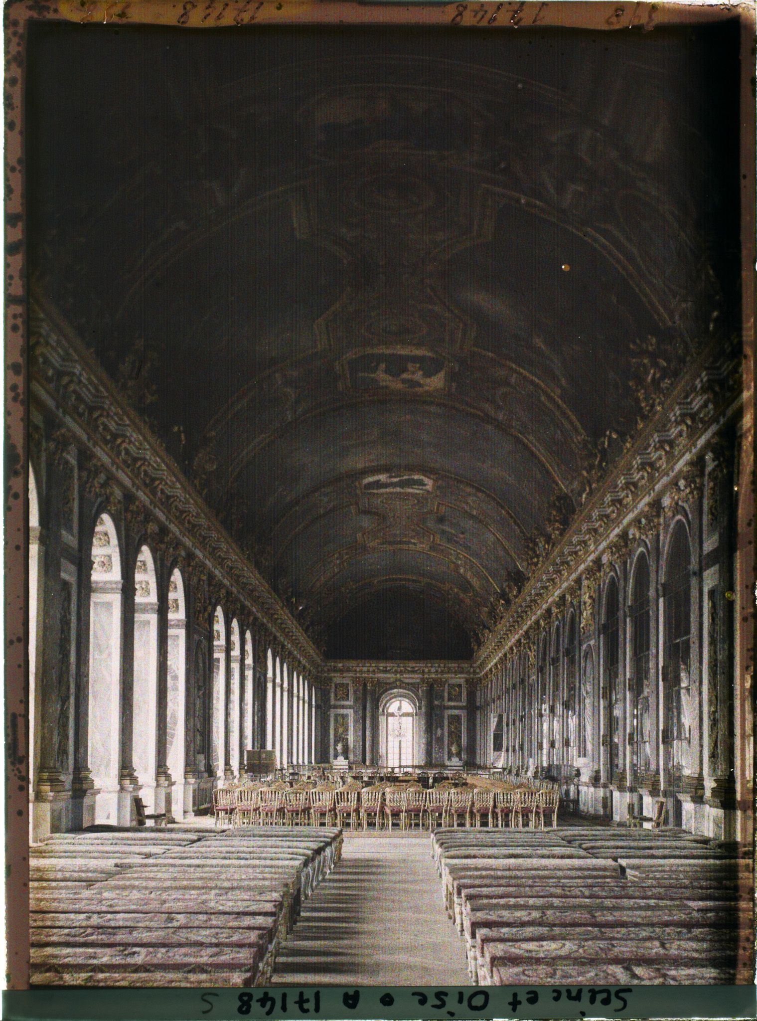 Image représentant France, Palais de Versailles, La Galerie des Glaces. Vue d'ensemble