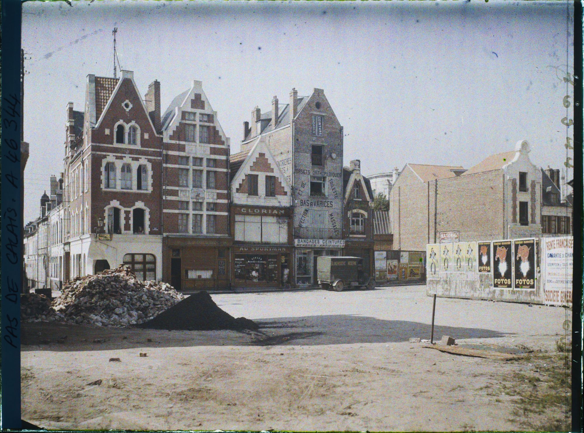 Image représentant France, Arras, Reconstructions place de la Vaquerie