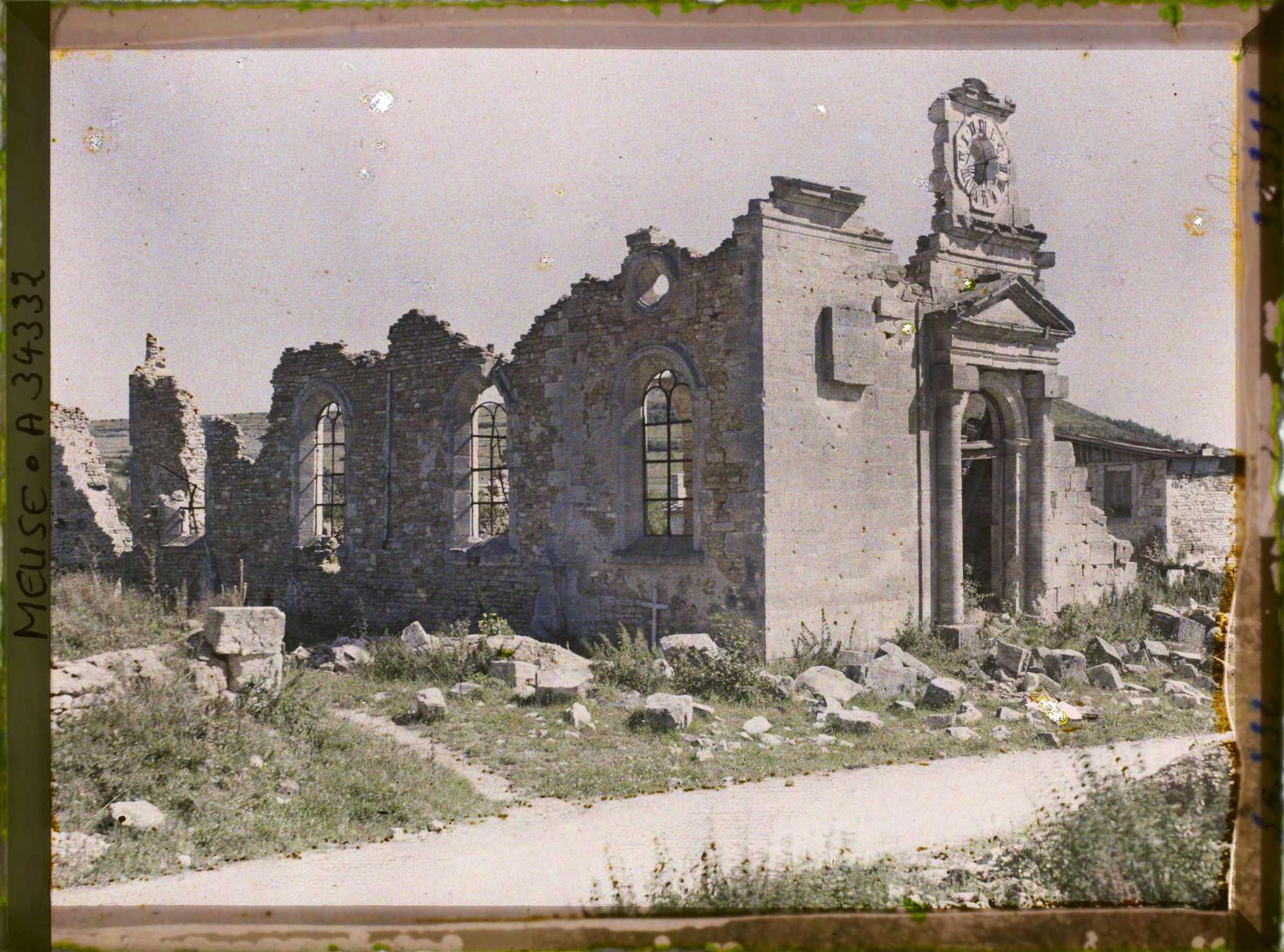 Image représentant France, Les Eparges, Ruines de l'Eglise