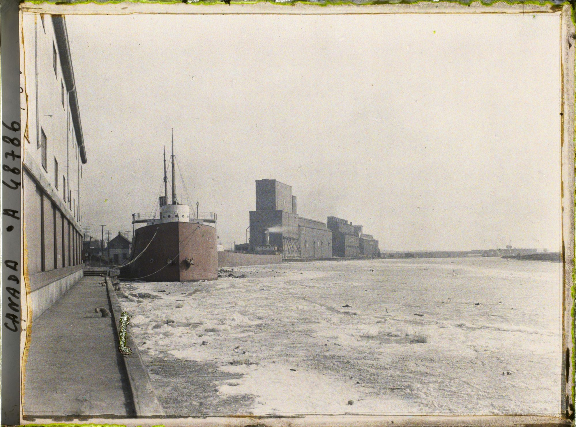 Image représentant Canada, Fort William, Une vue s/ le Port pris par les Glaces