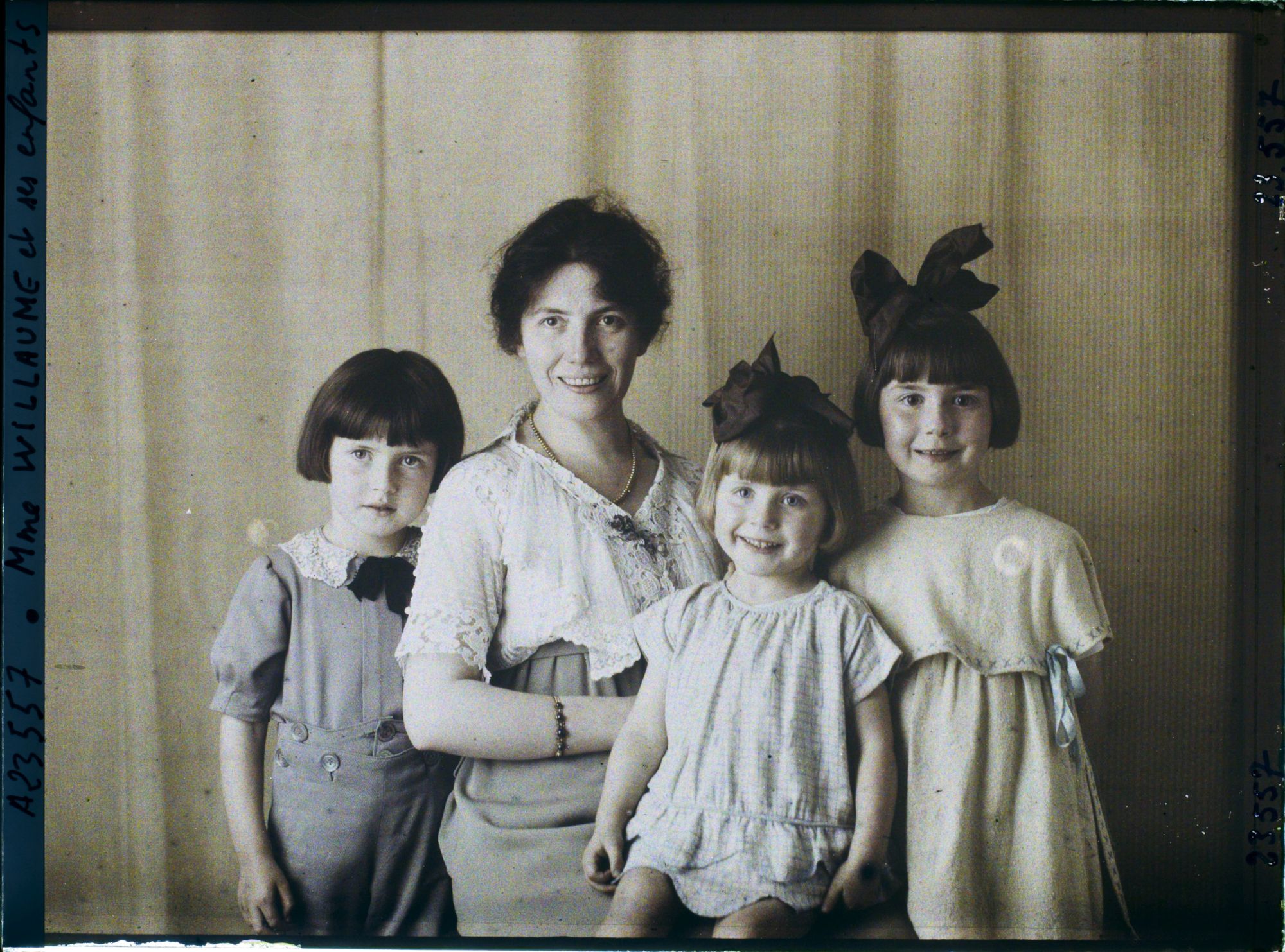 Image représentant Madame Willaume et ses enfants